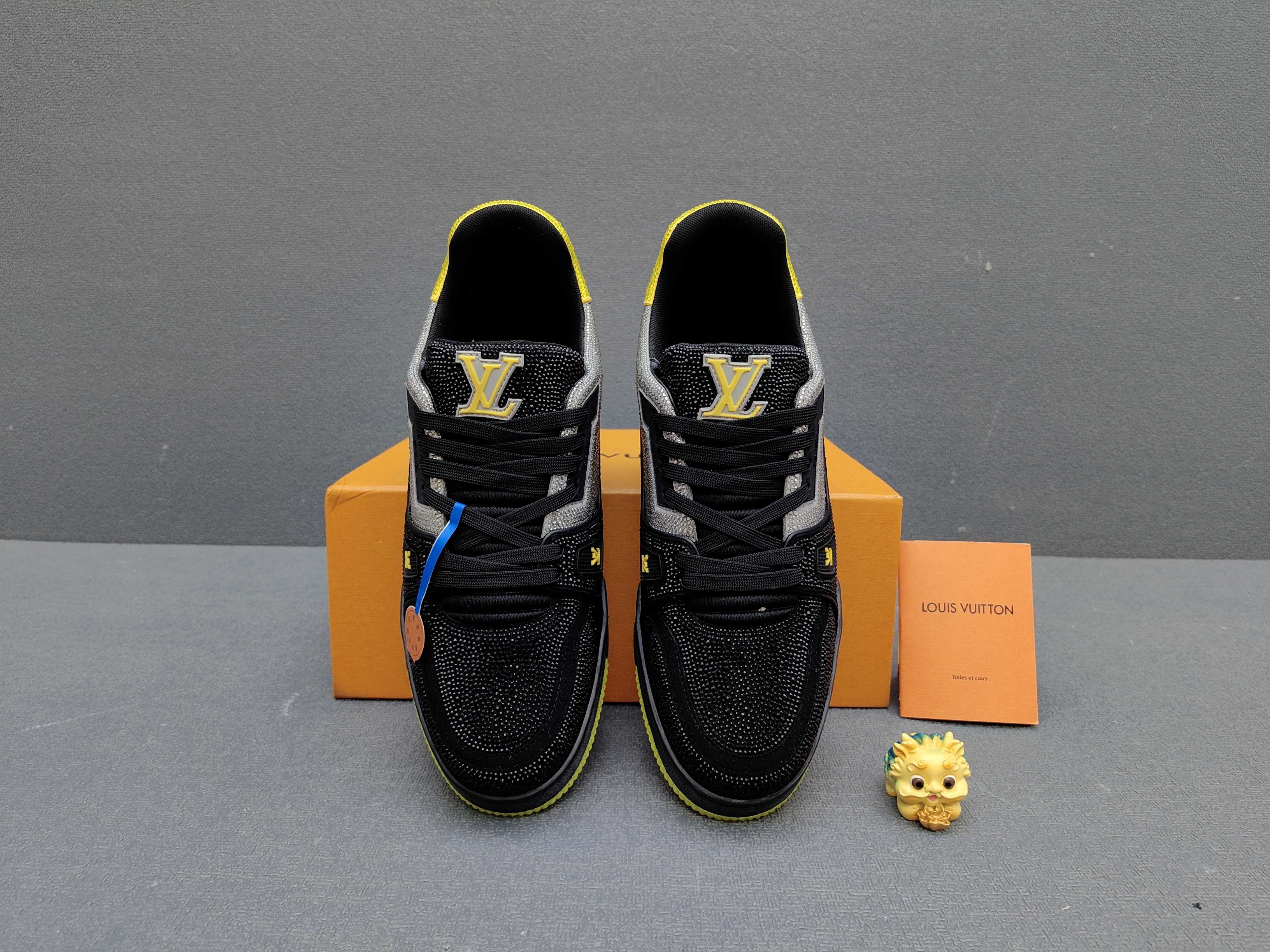 Basic Shoes M-l-s