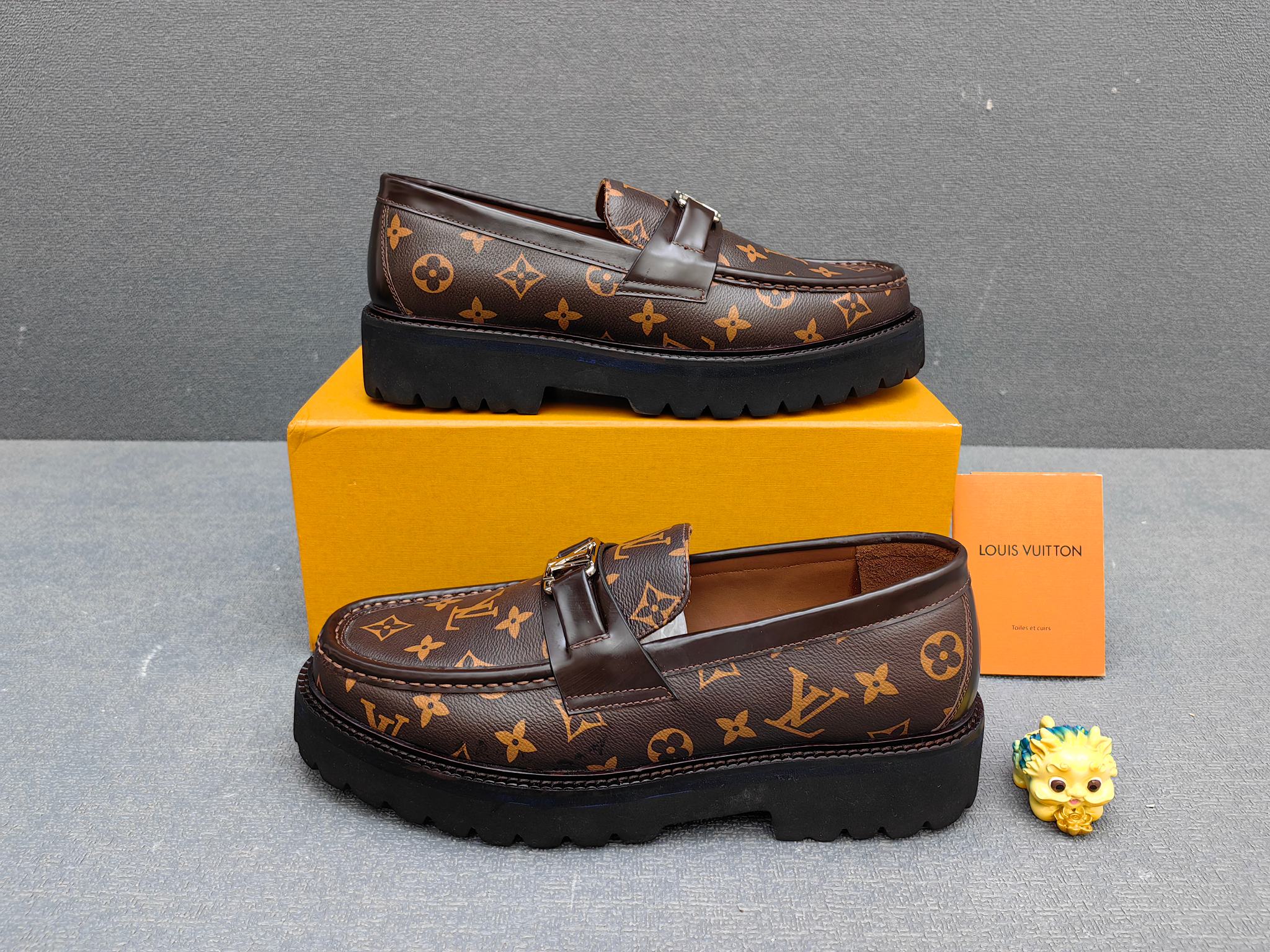 Louis Vuitton Male Loafers Real Leather L
