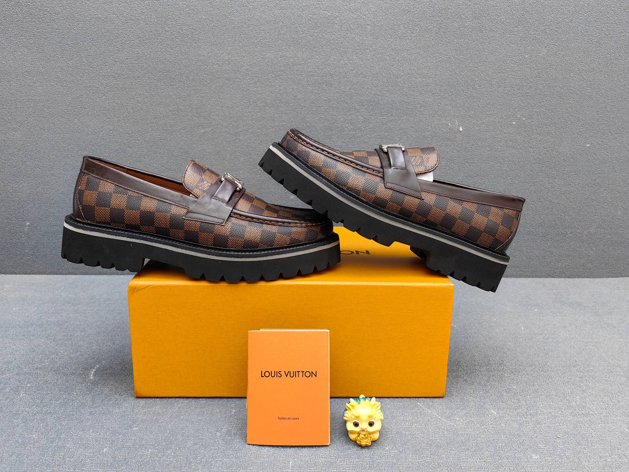 Louis Vuitton Male Loafers Real Leather L