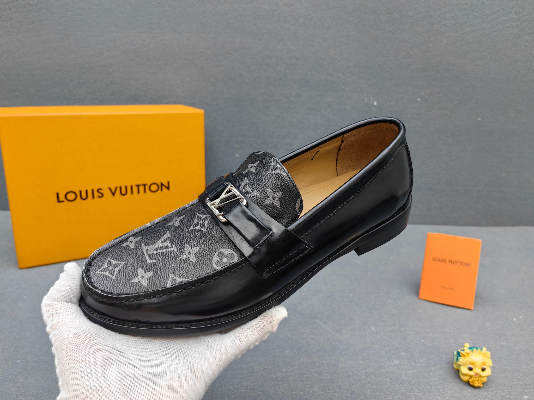 Louis Vuitton Male Loafers Real Leather L