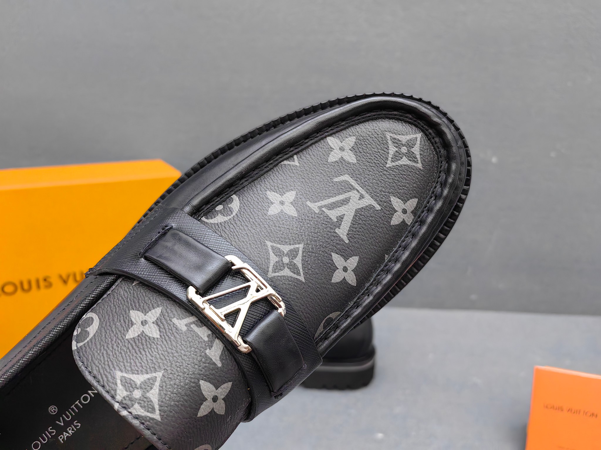 Louis Vuitton Male Loafers Real Leather L