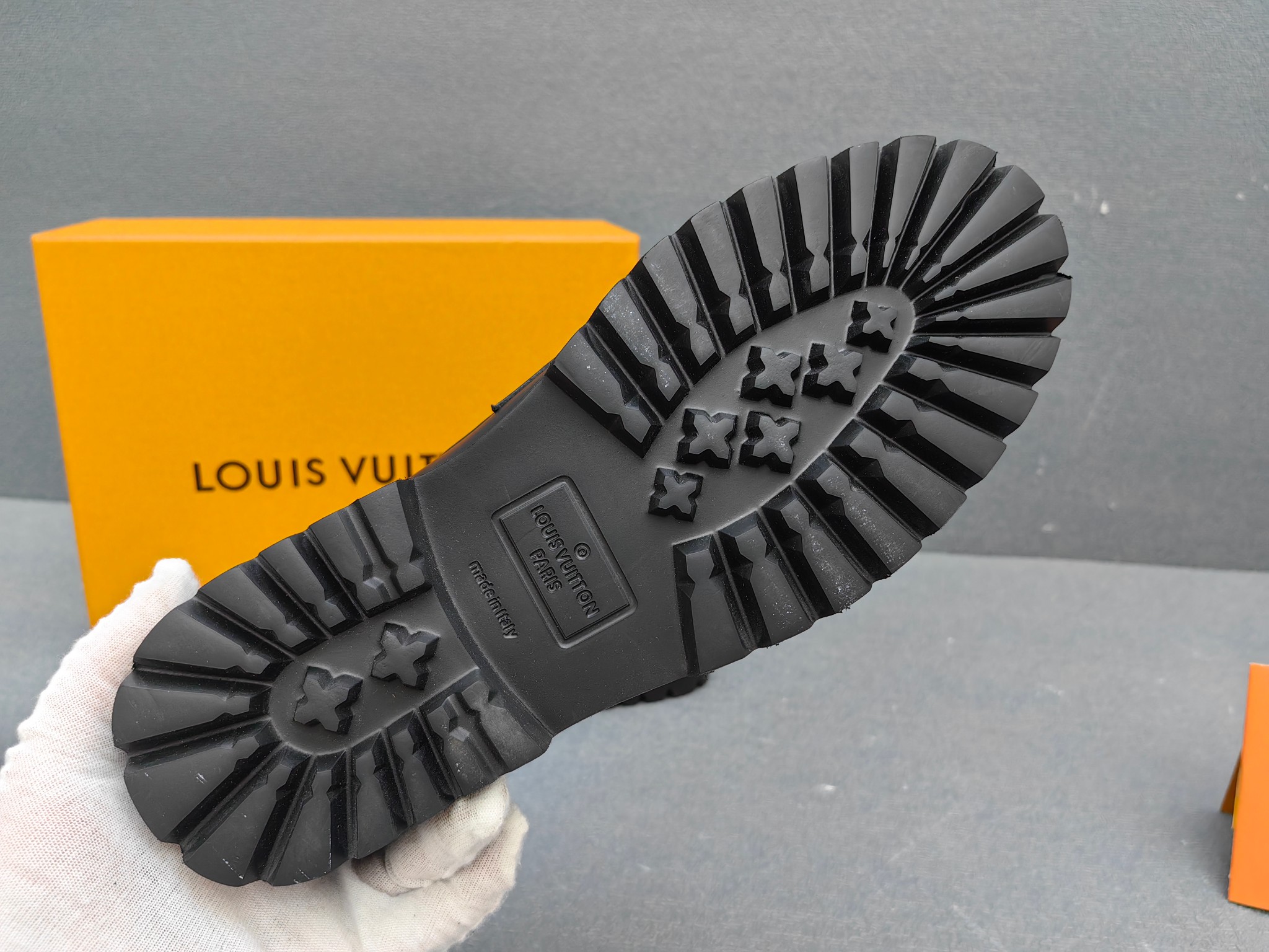 Louis Vuitton Male Loafers Real Leather L