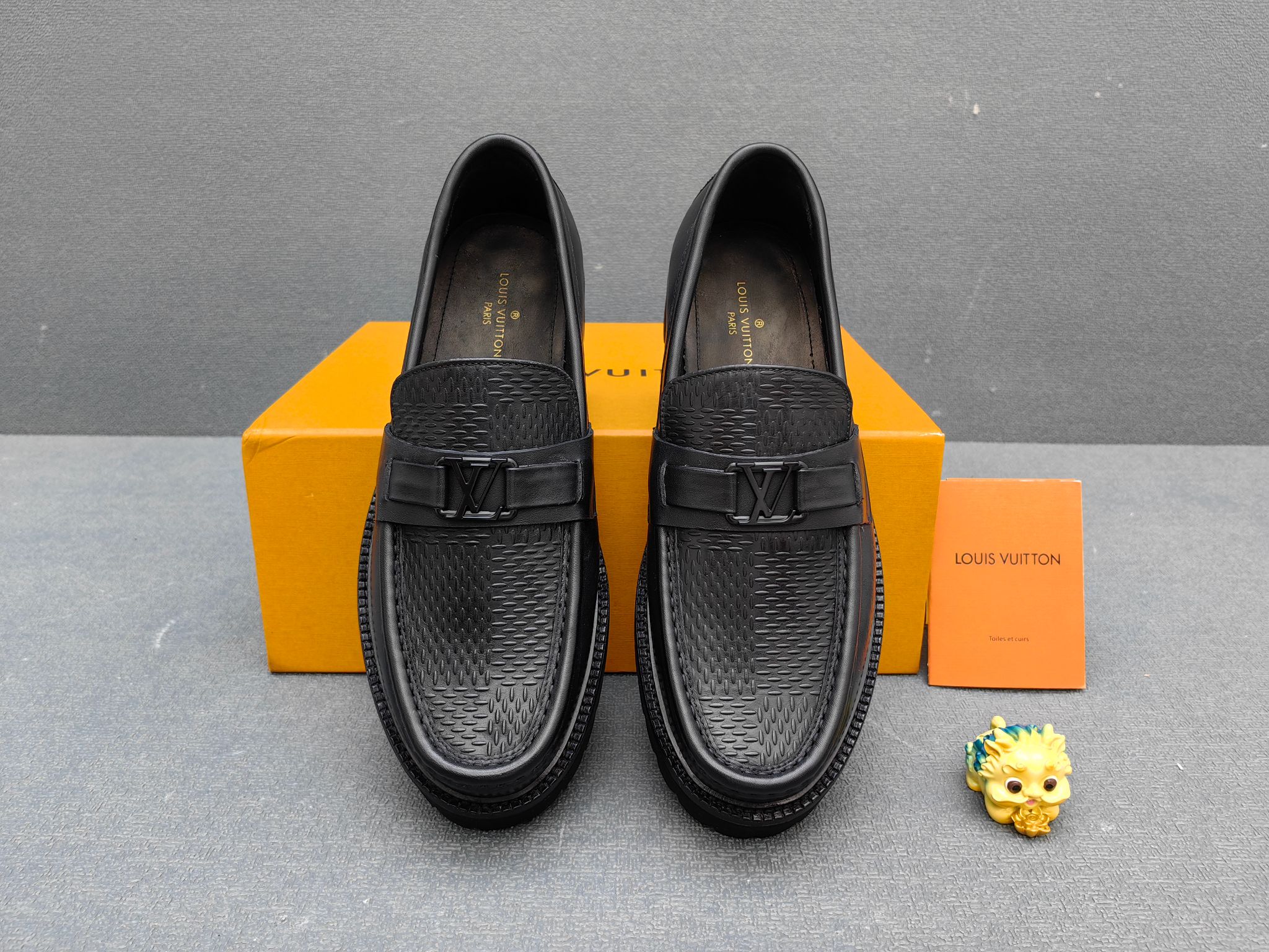 Louis Vuitton Male Loafers Real Leather L