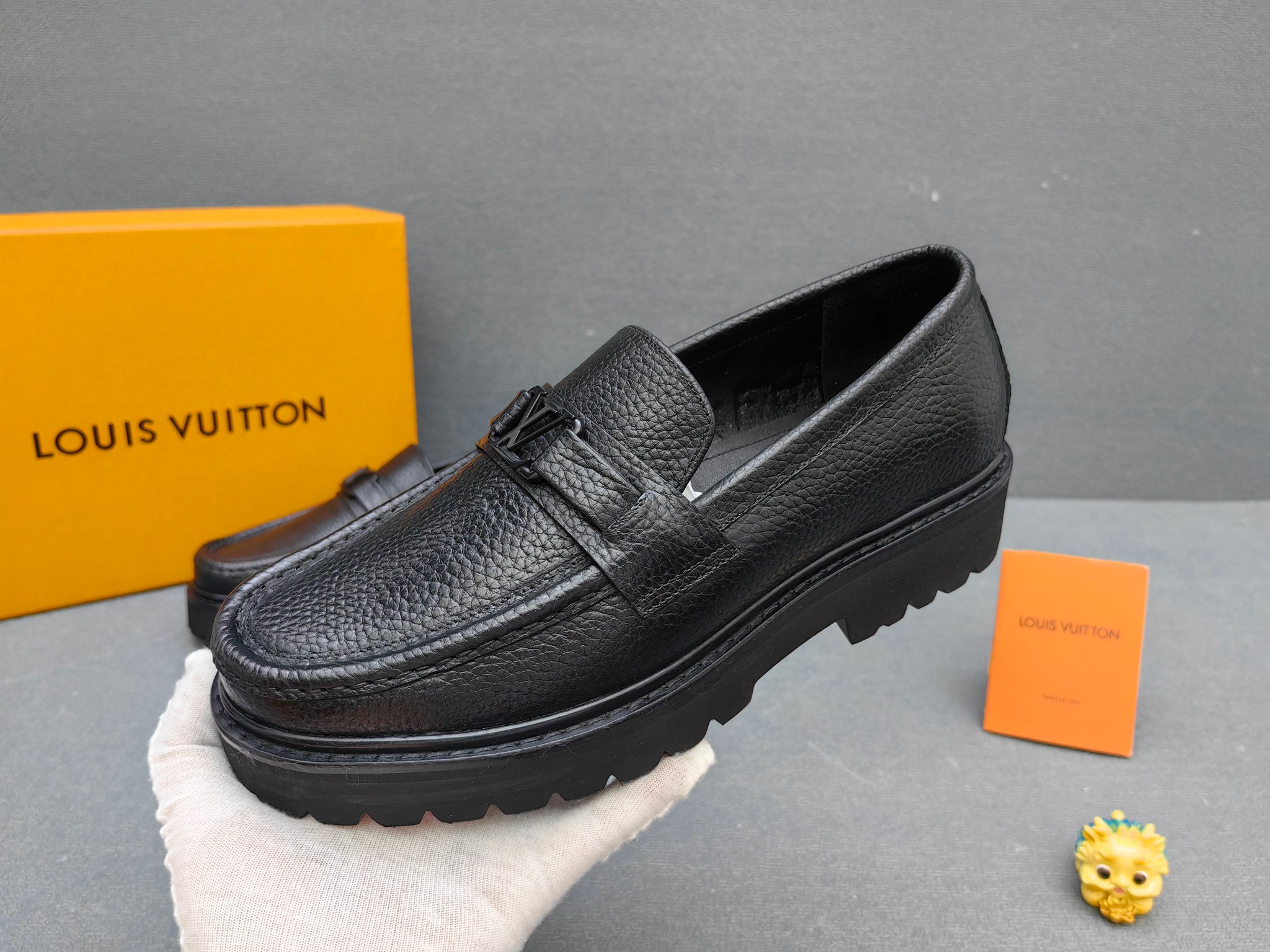 Louis Vuitton Male Loafers Real Leather L