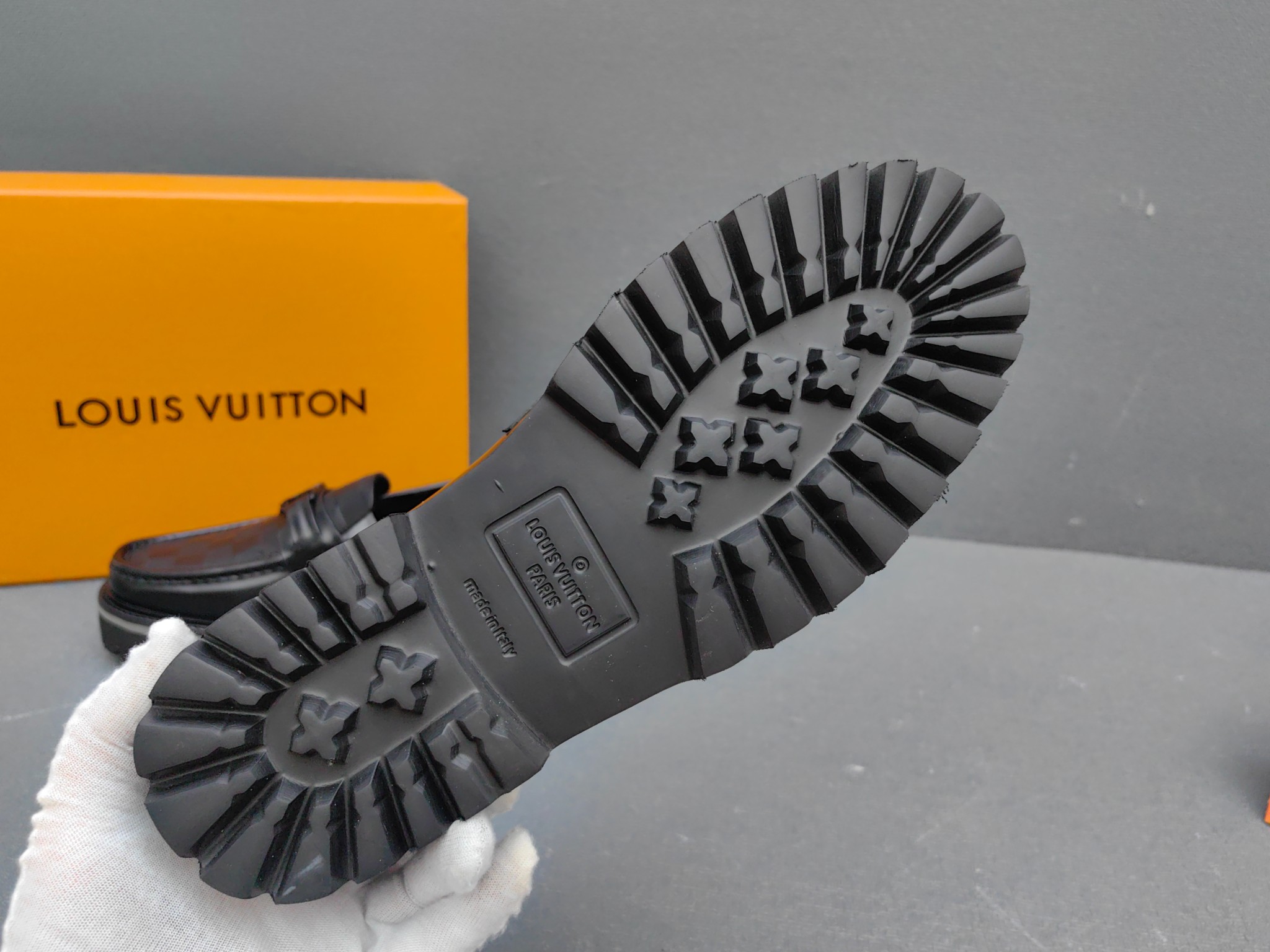 Louis Vuitton Male Loafers Real Leather L