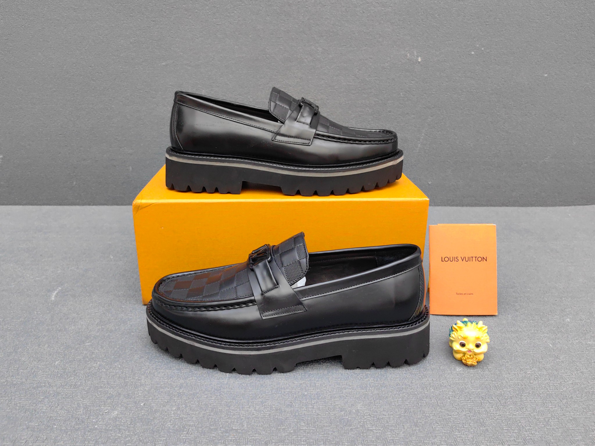 Louis Vuitton Male Loafers Real Leather L