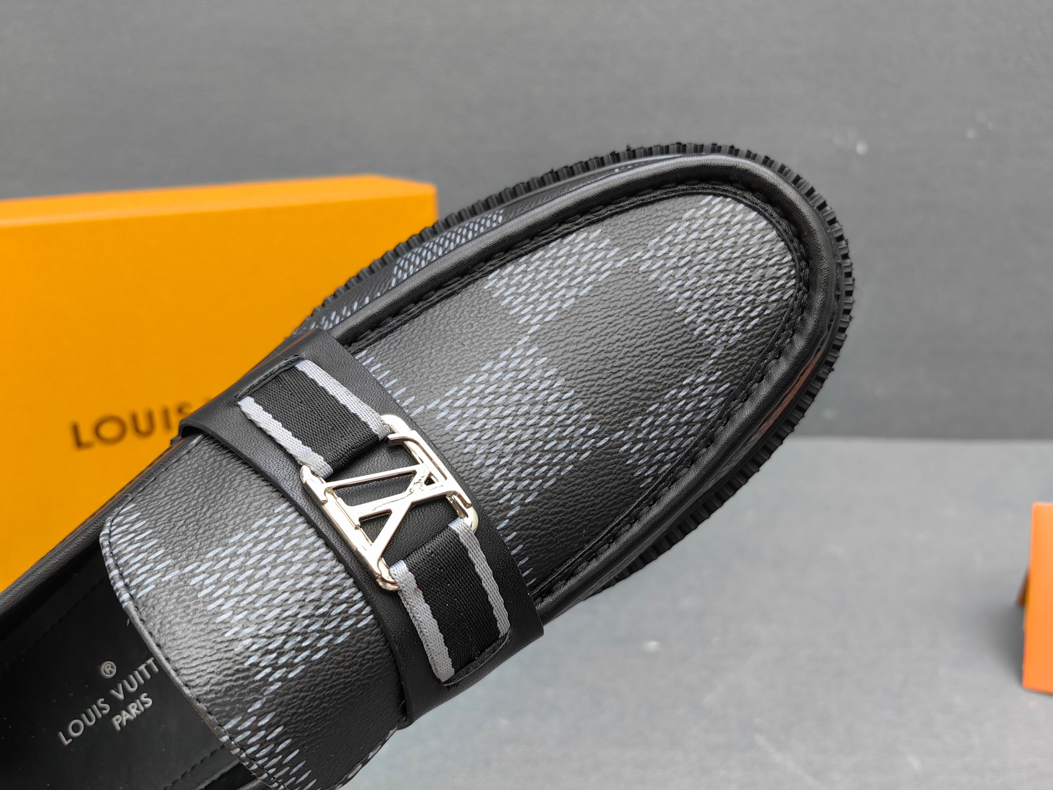 Louis Vuitton Male Loafers Real Leather L