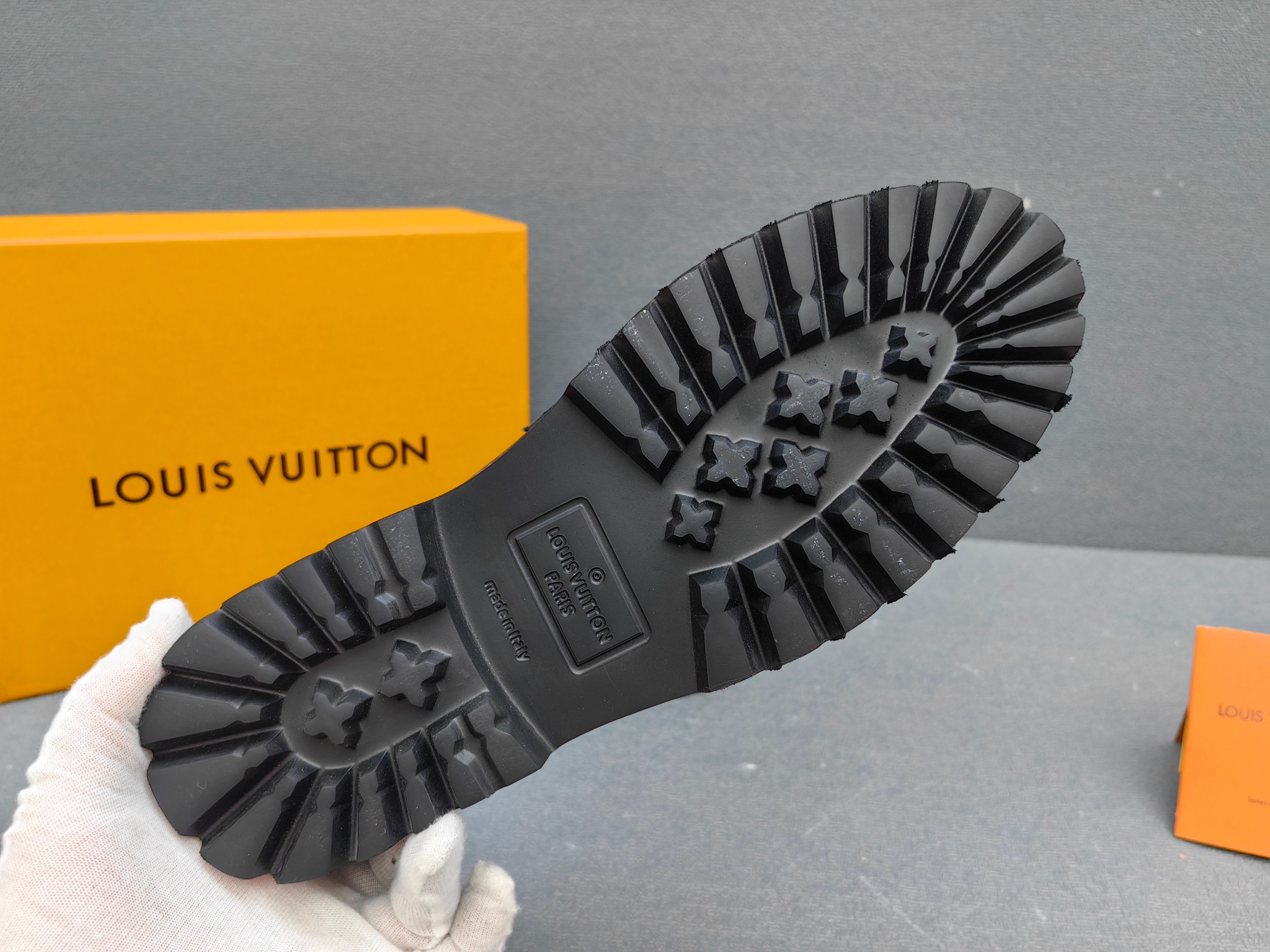 Louis Vuitton Male Loafers Real Leather L