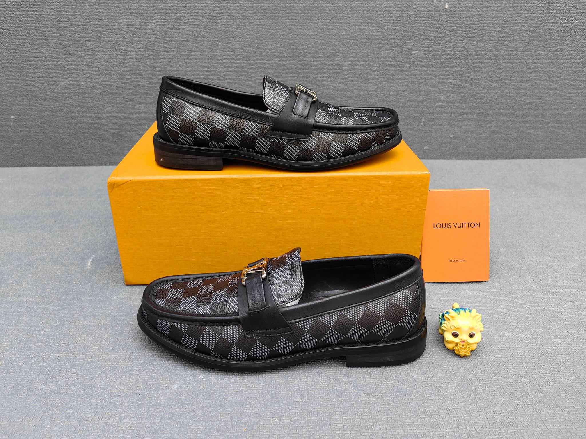 Louis Vuitton Male Loafers Real Leather L