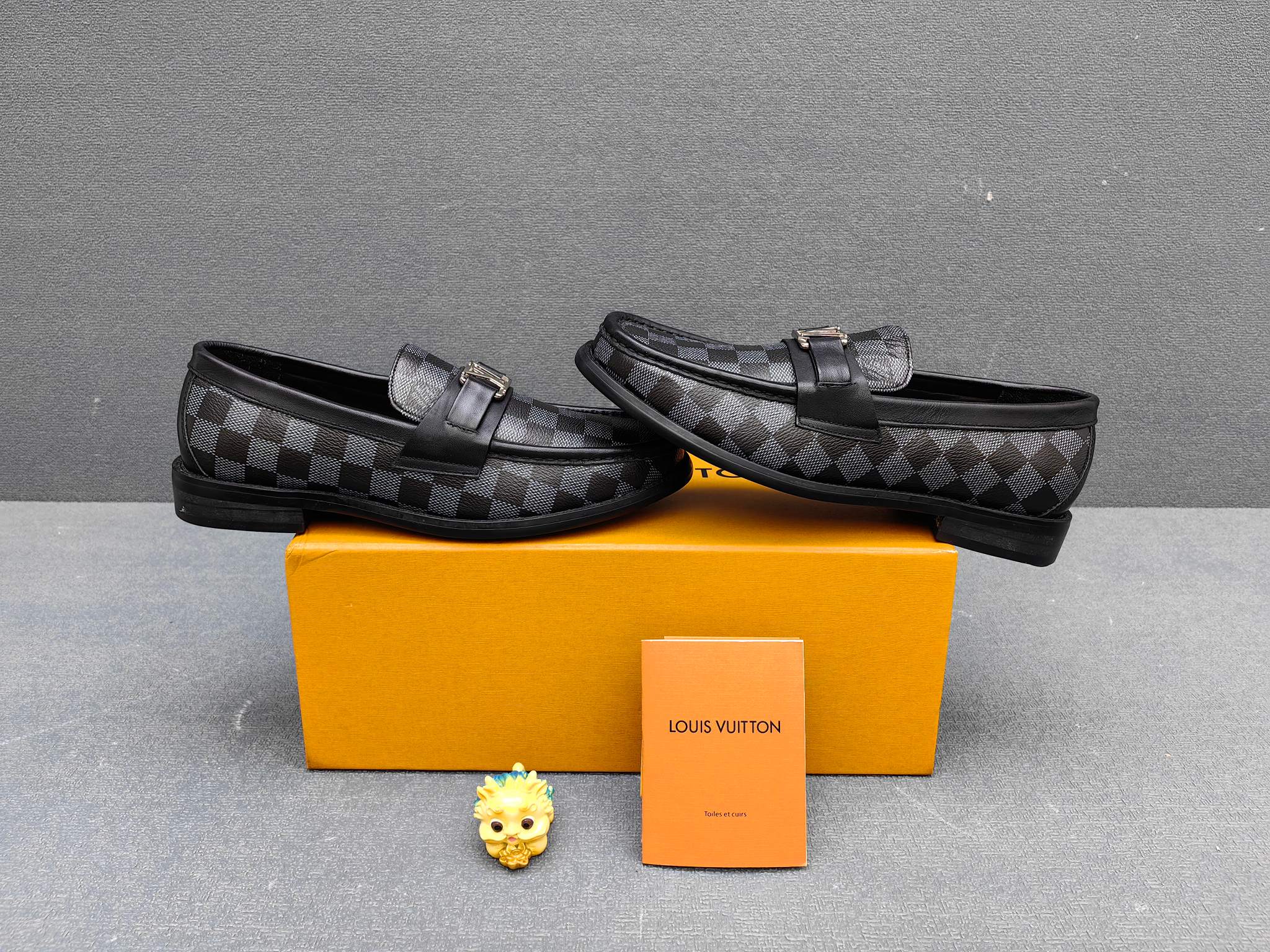 Louis Vuitton Male Loafers Real Leather L