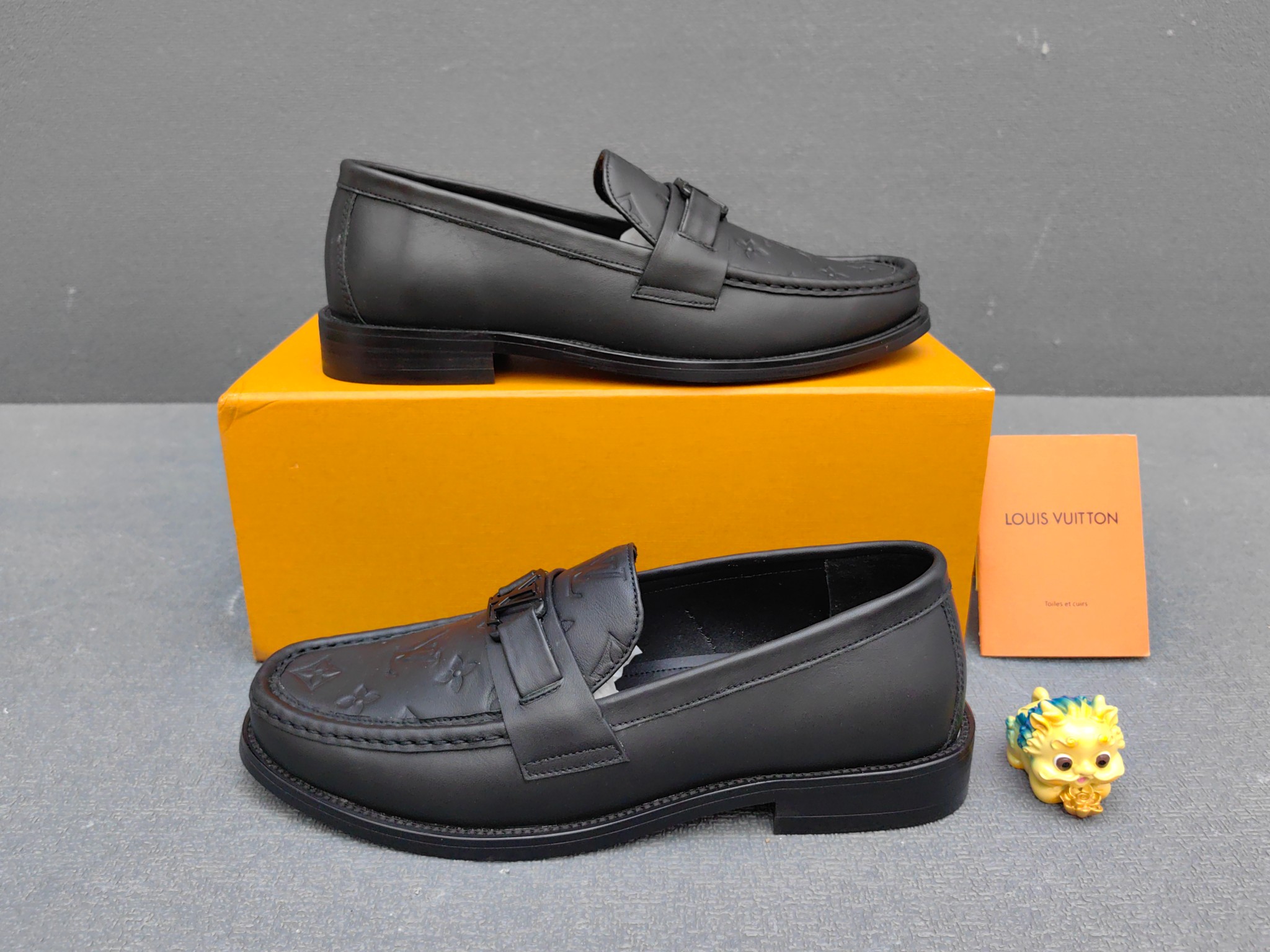 Louis Vuitton Male Loafers Real Leather L