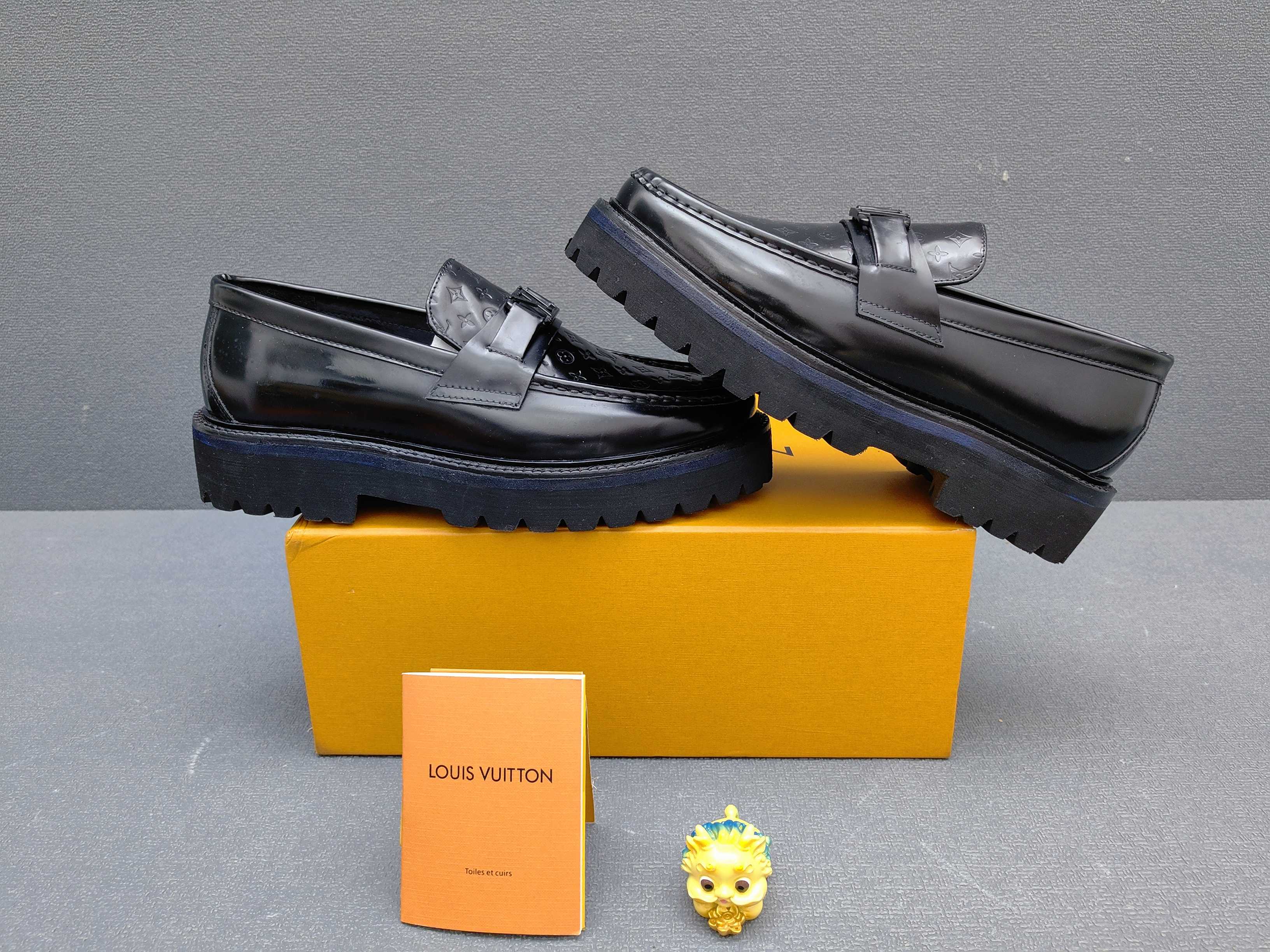 Louis Vuitton Male Loafers Real Leather L