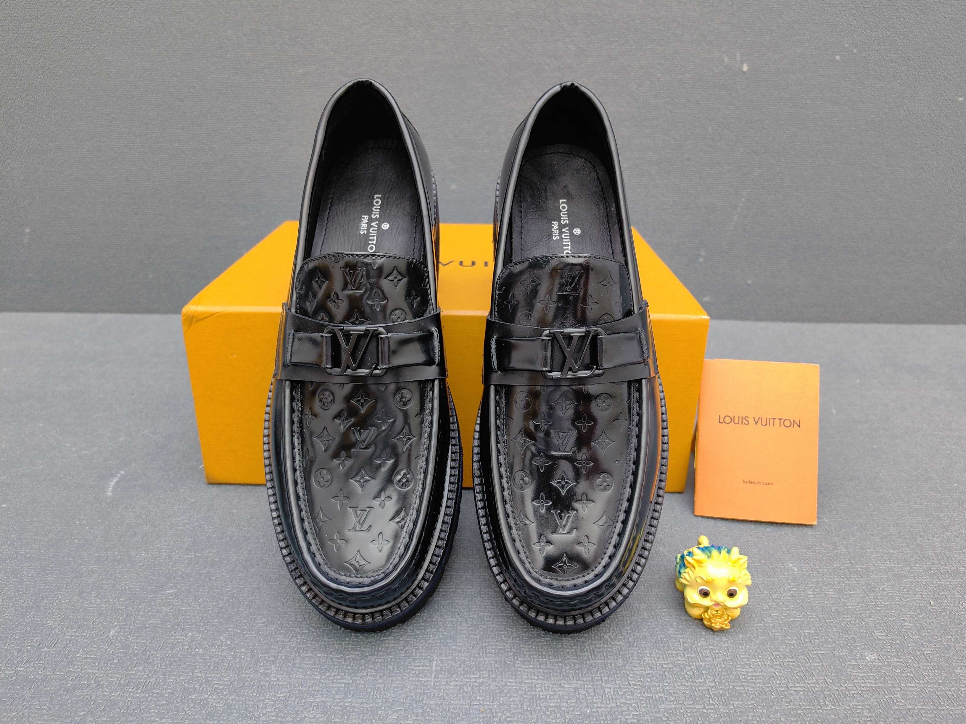 Louis Vuitton Male Loafers Real Leather L