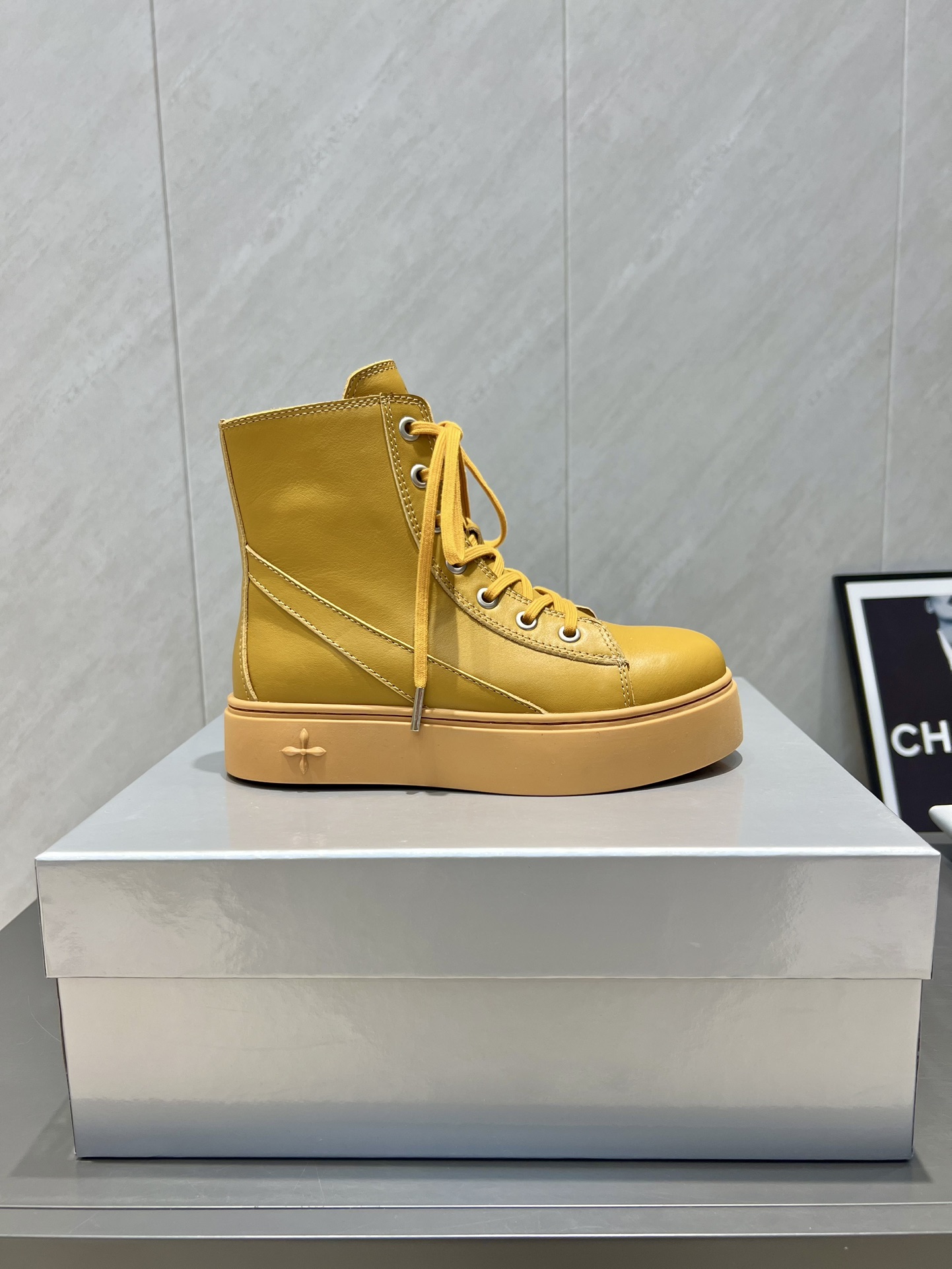 Boots Cow Leather M-s