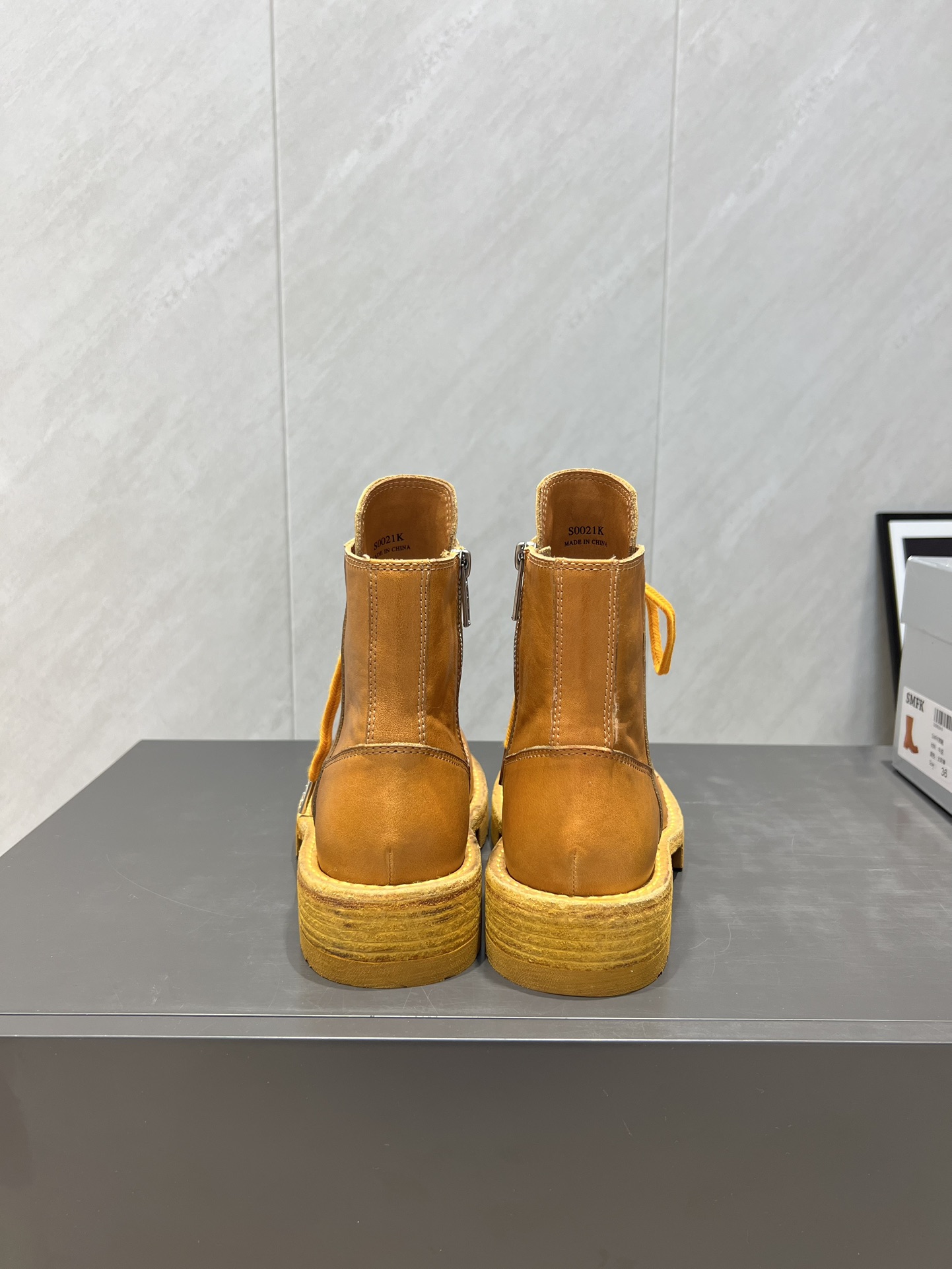 Boots Real Leather M-s