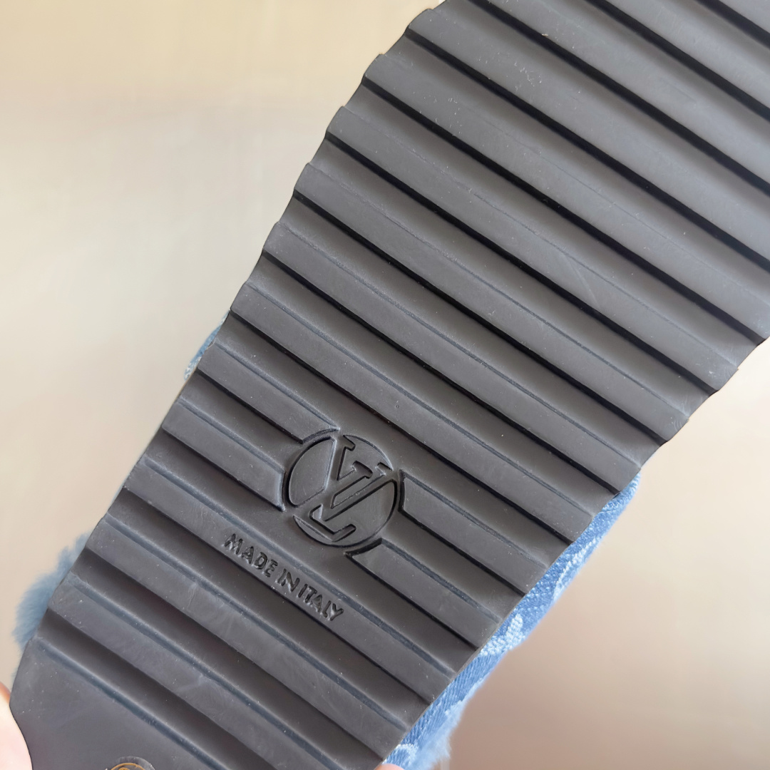 Louis Vuitton Male Sandals M-l-s