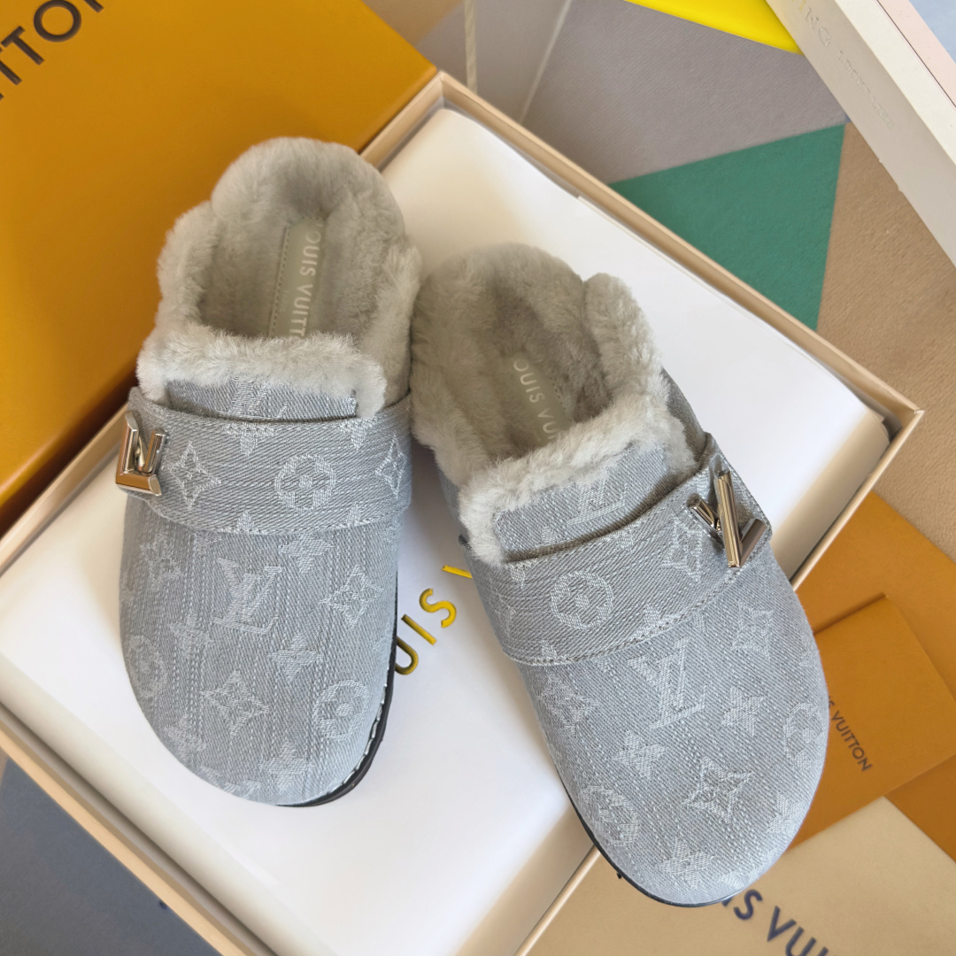 Louis Vuitton Male Sandals M-l-s