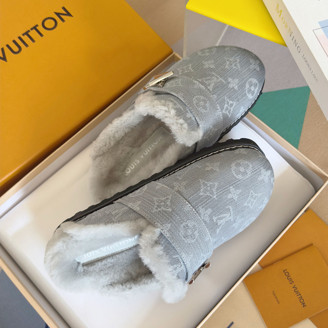 Louis Vuitton Male Sandals M-l-s