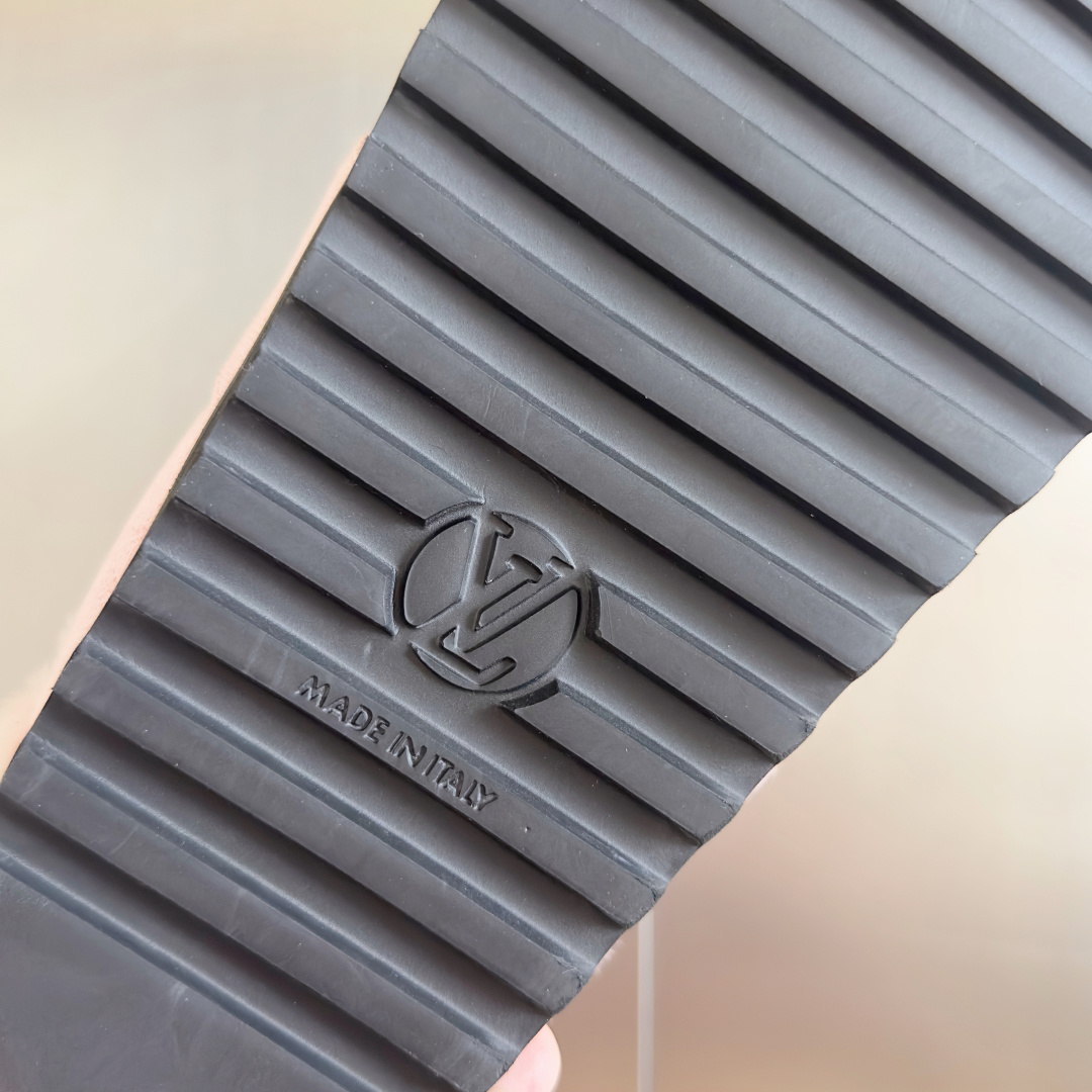 Louis Vuitton Male Sandals M-l-s