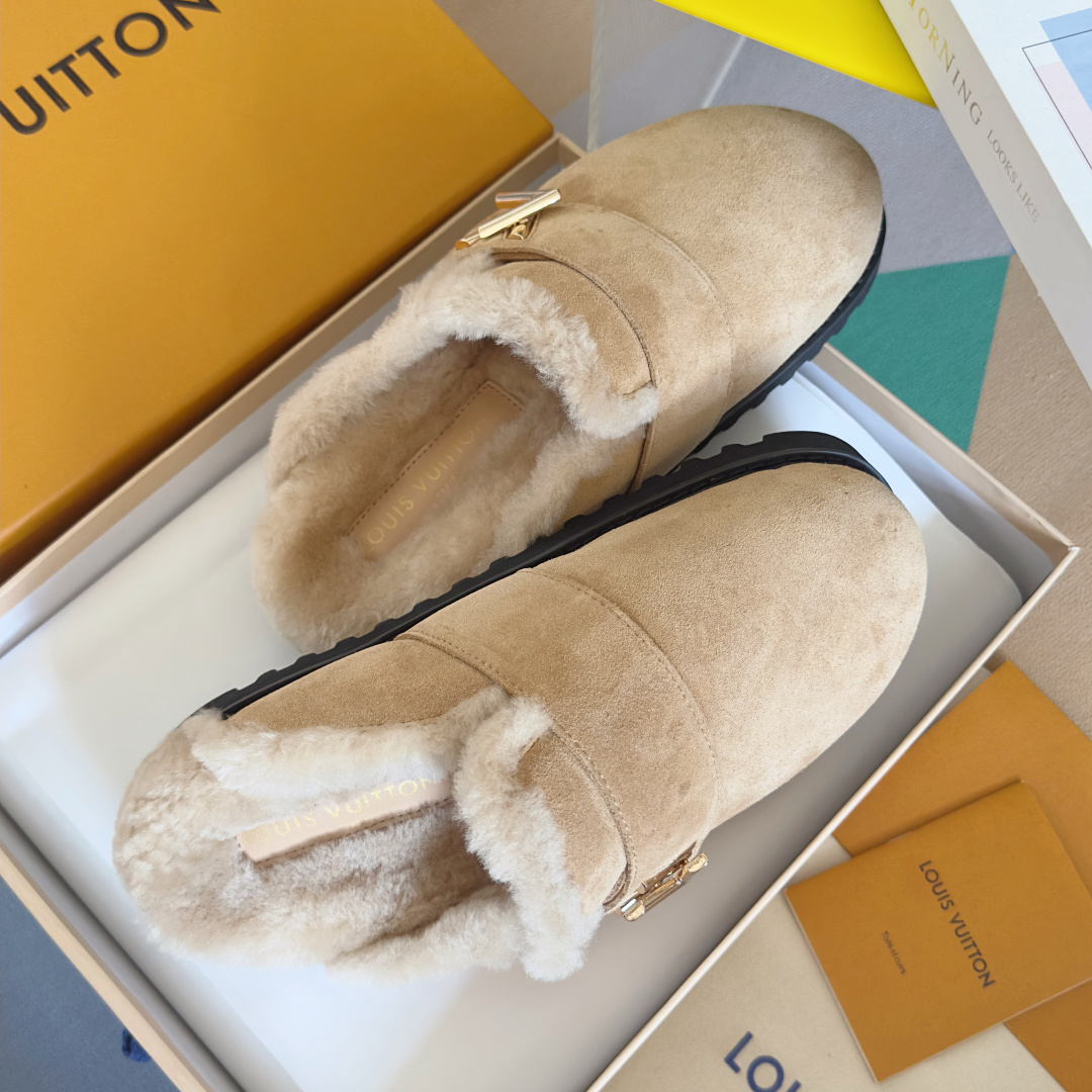 Louis Vuitton Male Sandals M-l-s