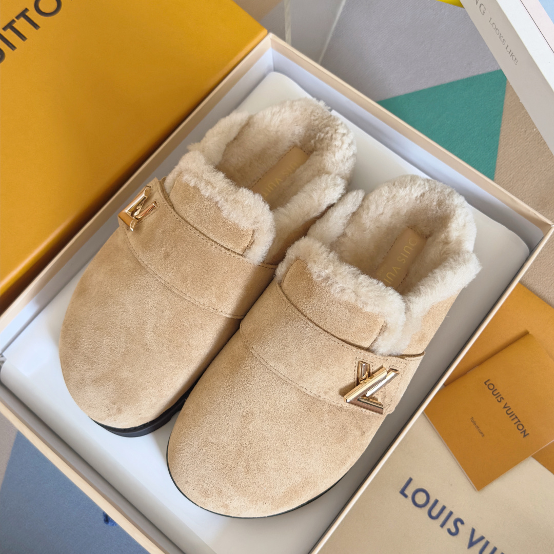 Louis Vuitton Male Sandals M-l-s