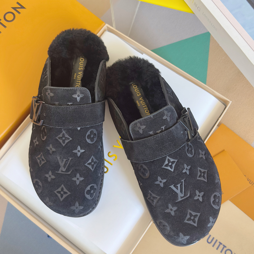 Louis Vuitton Male Sandals M-l-s