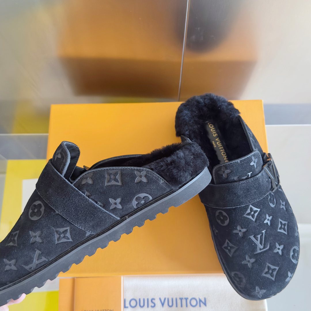 Louis Vuitton Male Sandals M-l-s