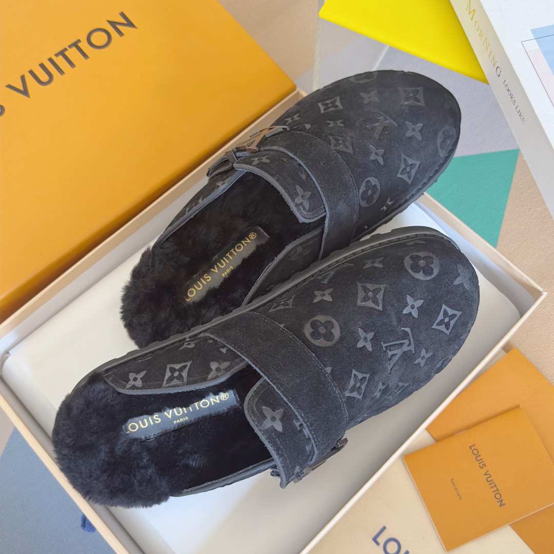 Louis Vuitton Male Sandals M-l-s