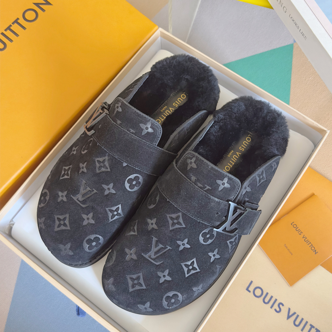 Louis Vuitton Male Sandals M-l-s