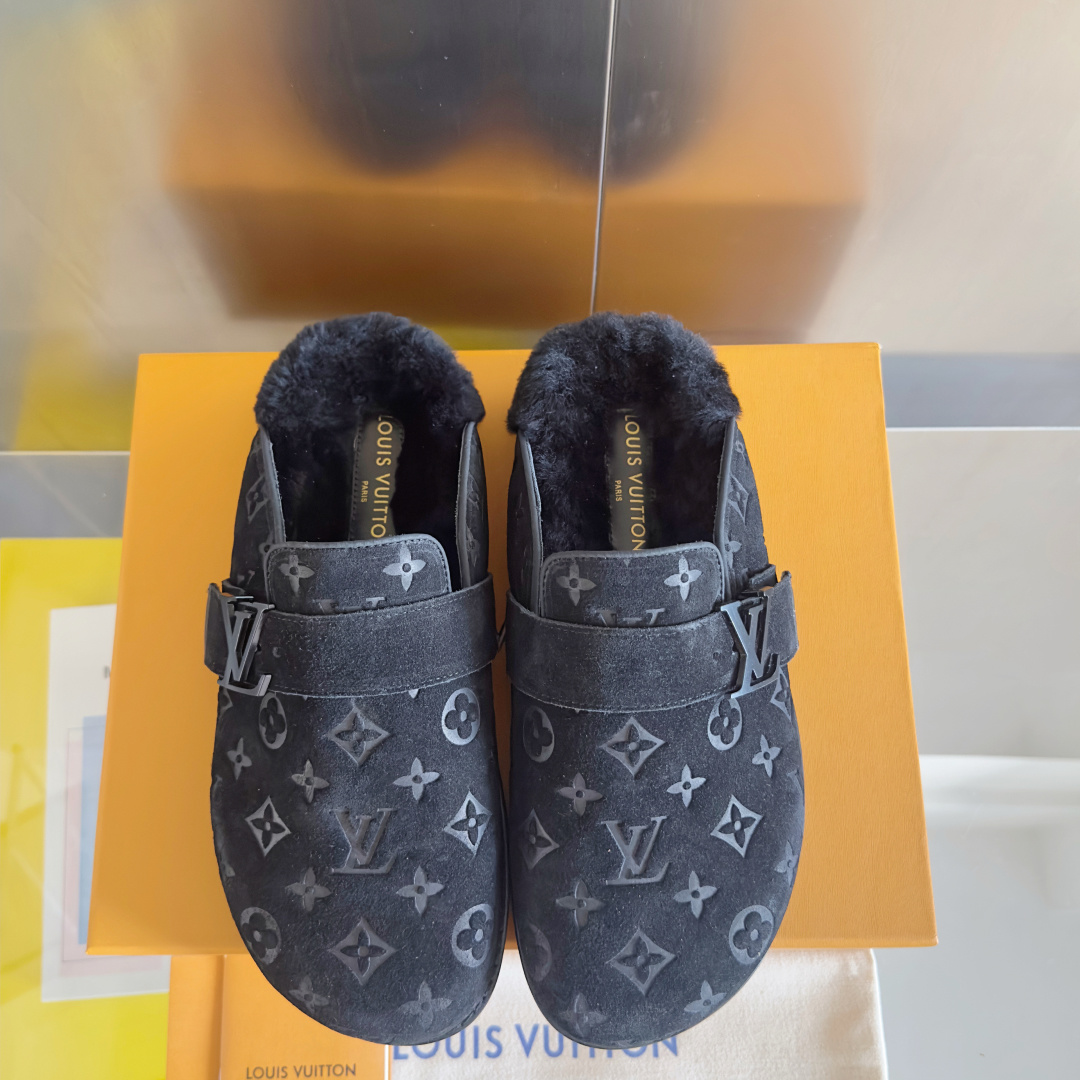 Louis Vuitton Male Sandals M-l-s