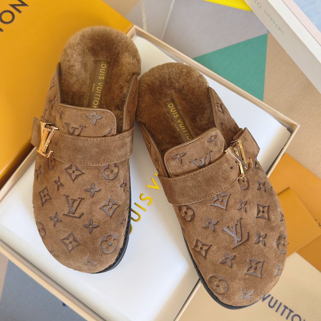Louis Vuitton Male Sandals M-l-s
