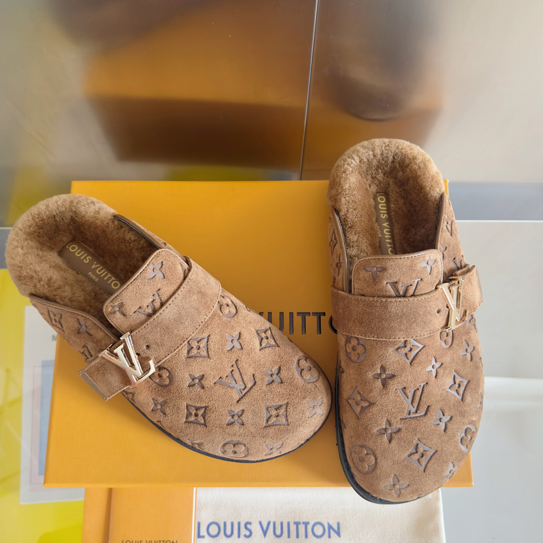 Louis Vuitton Male Sandals M-l-s