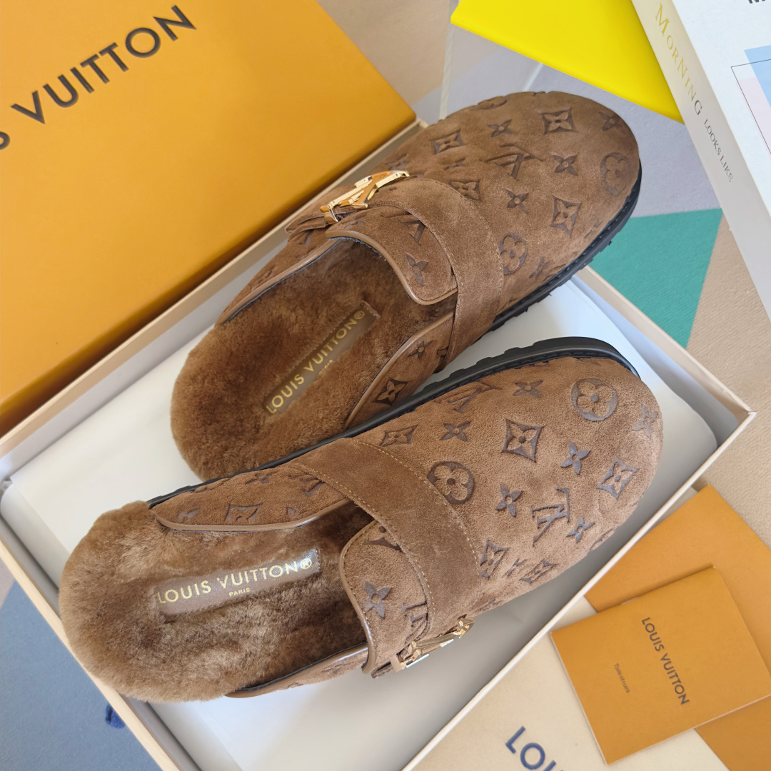 Louis Vuitton Male Sandals M-l-s