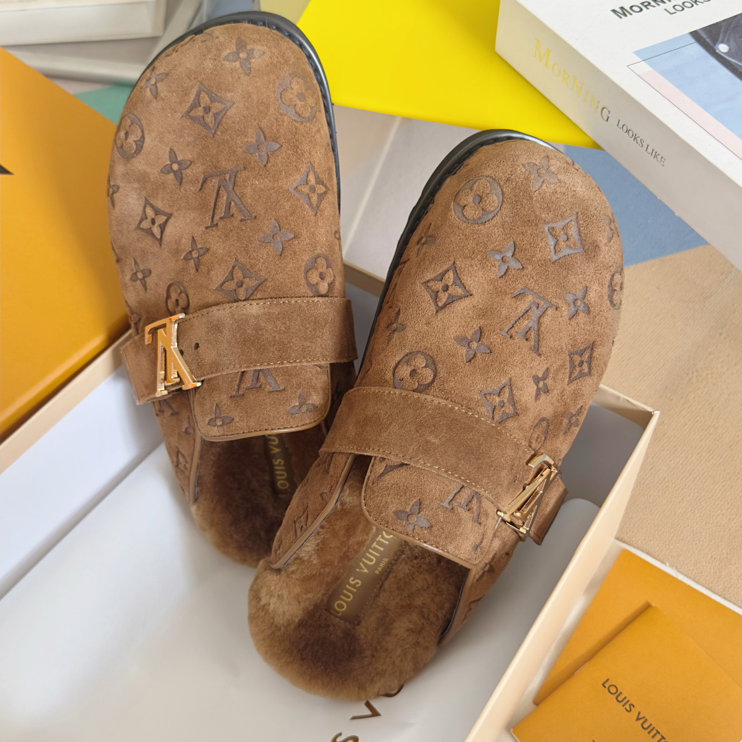 Louis Vuitton Male Sandals M-l-s