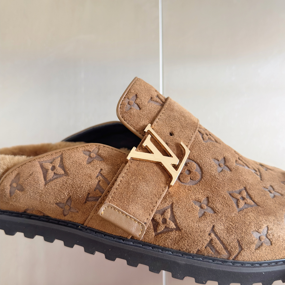 Louis Vuitton Male Sandals M-l-s