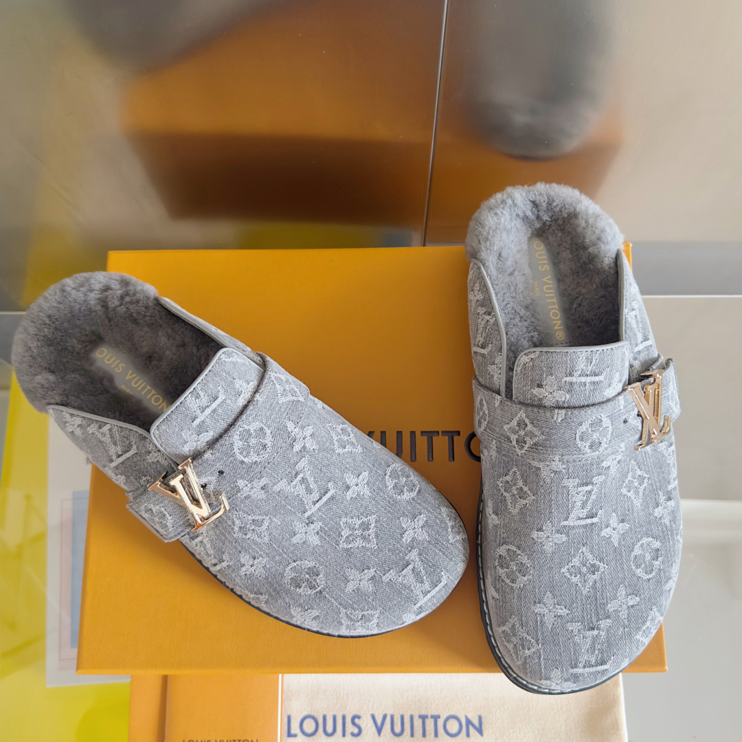 Louis Vuitton Male Sandals M-l-s