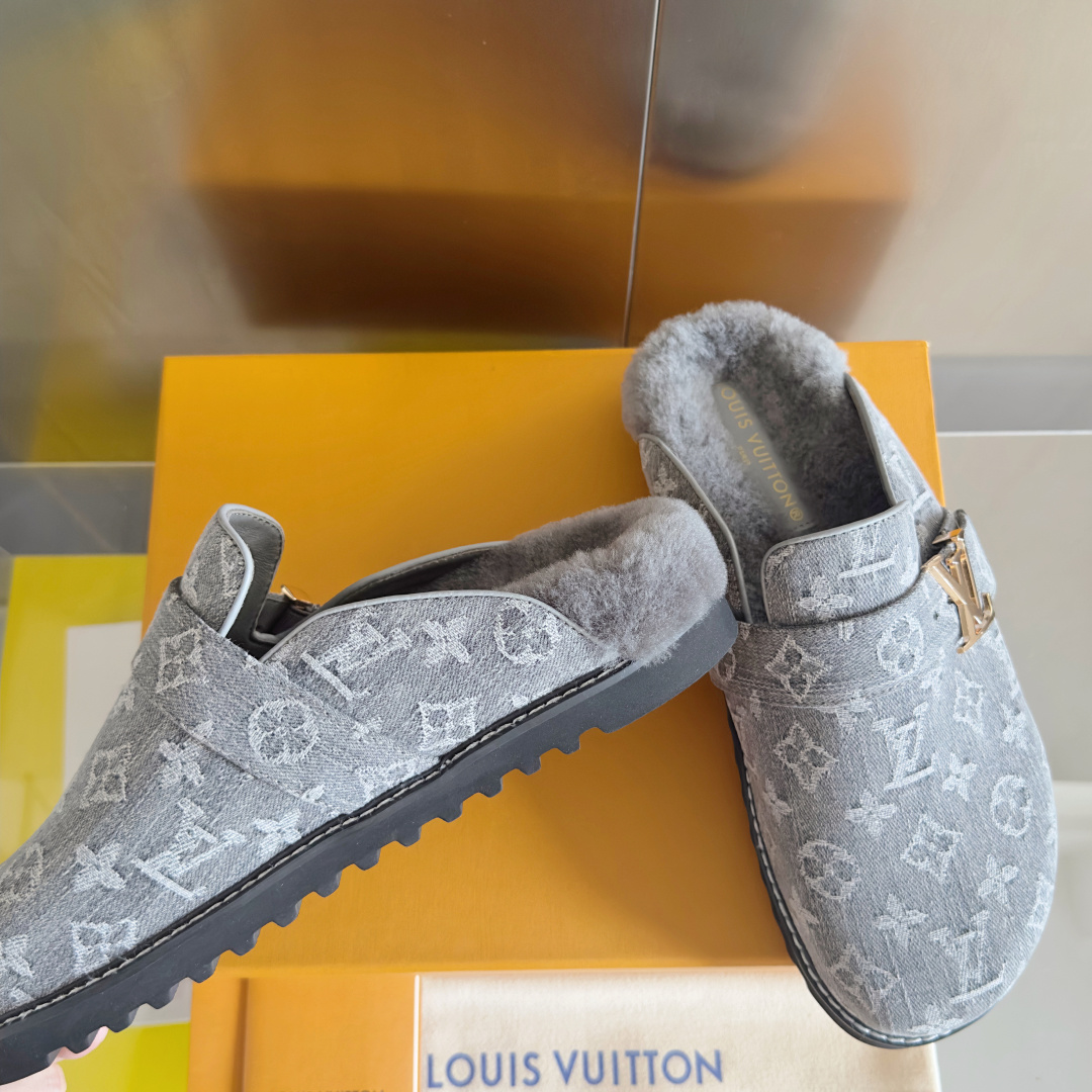 Louis Vuitton Male Sandals M-l-s