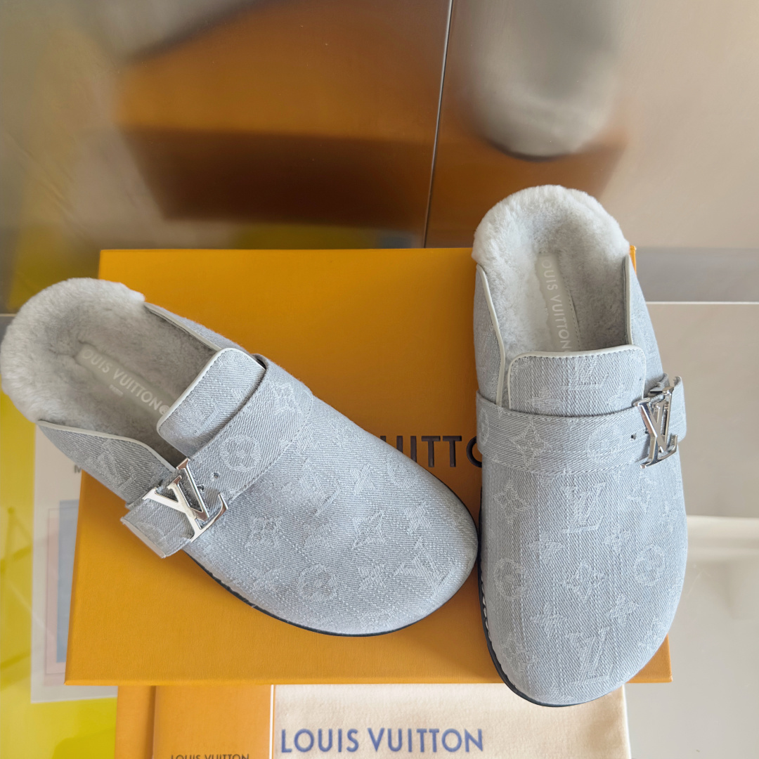 Louis Vuitton Male Sandals M-l-s