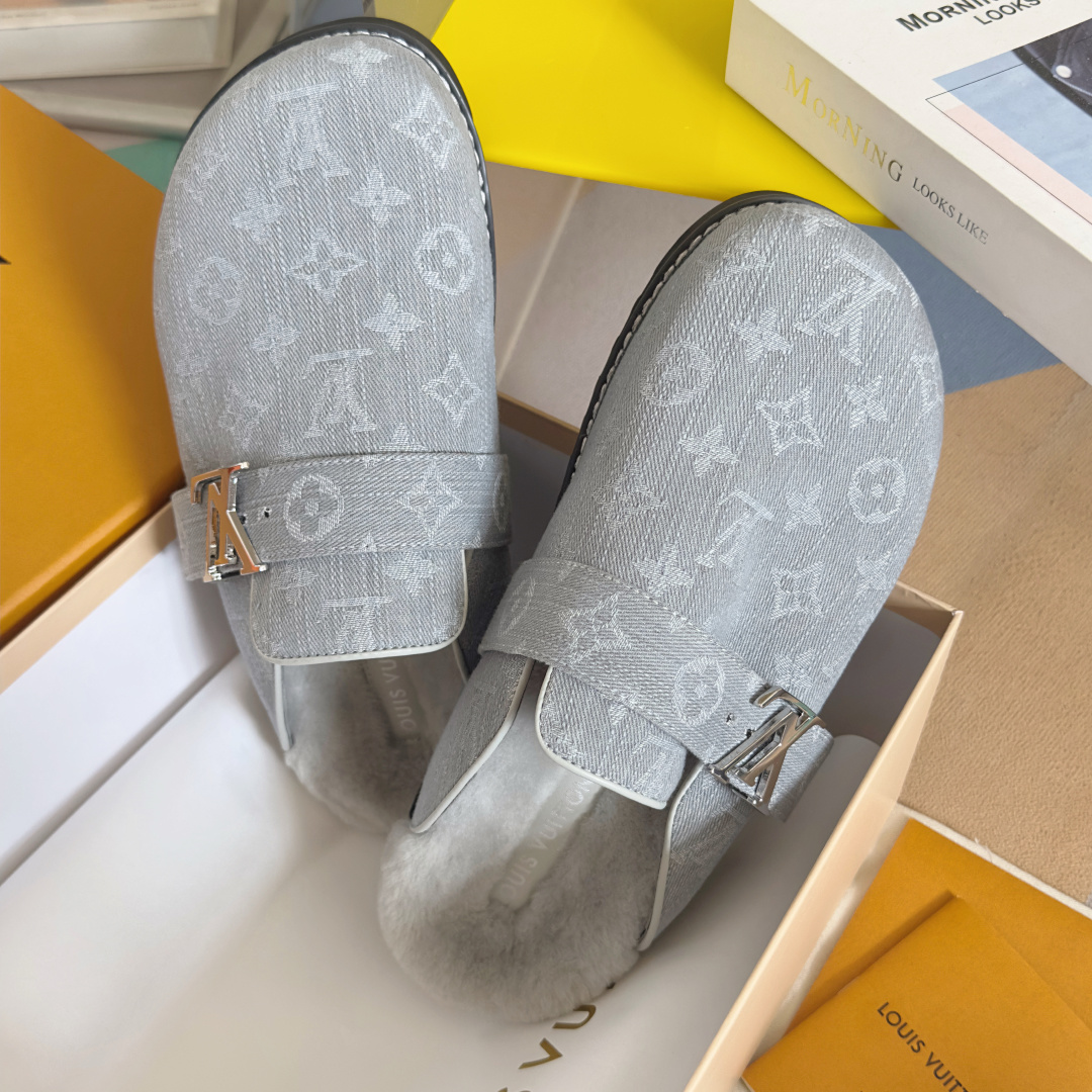 Louis Vuitton Male Sandals M-l-s