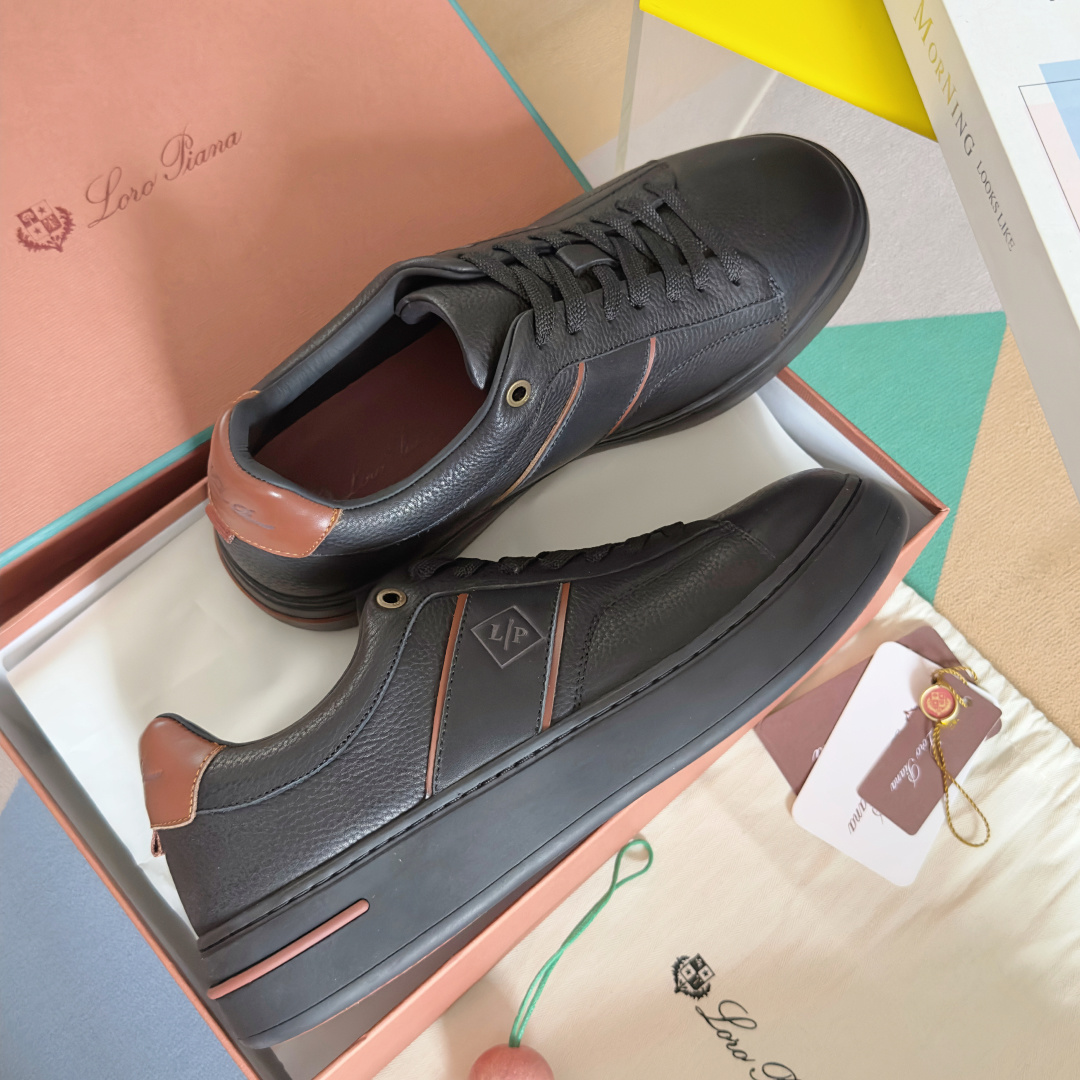 Loro Piana Male Sneakers M-l-s