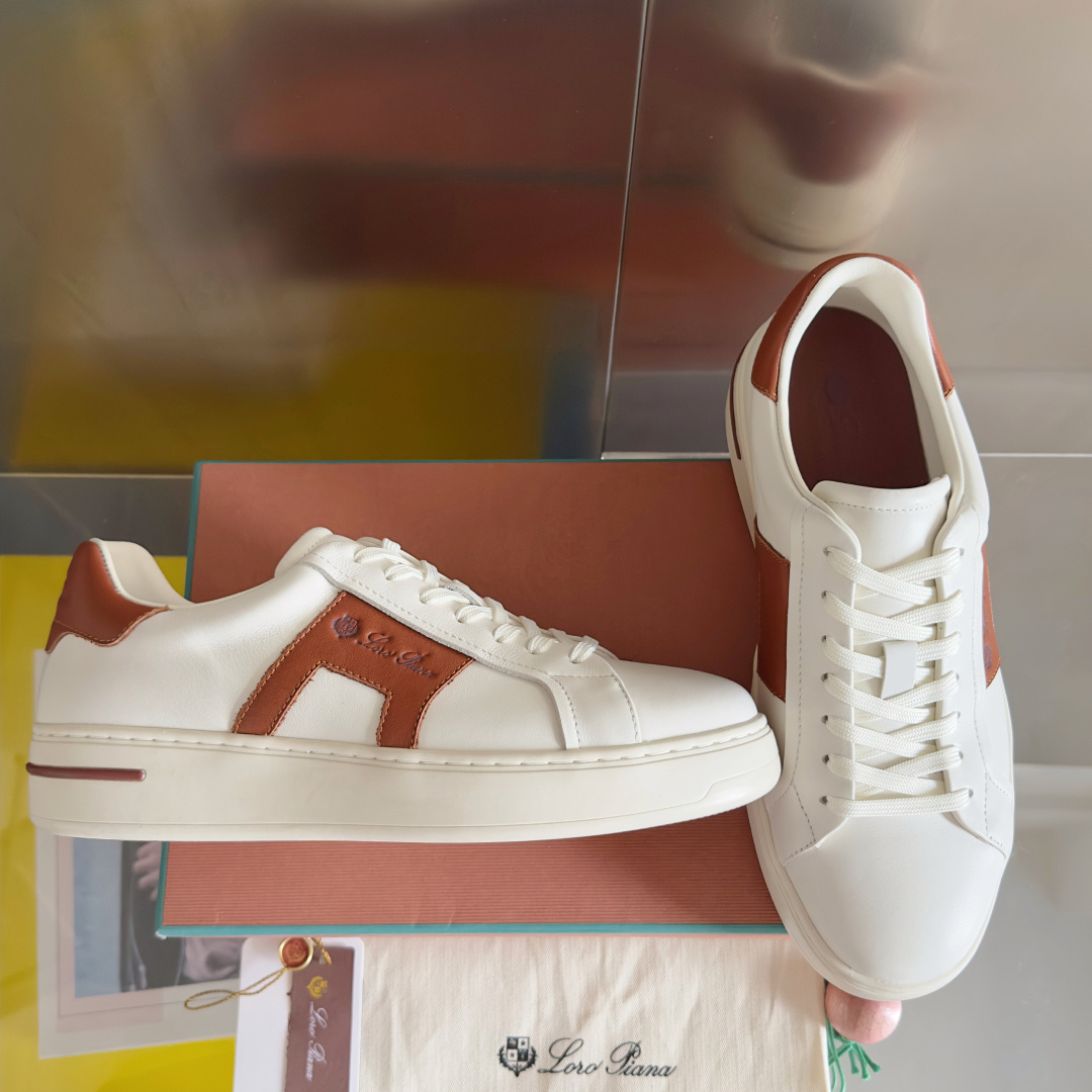 Loro Piana Male Sneakers M-l-s