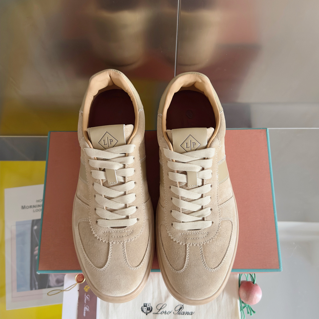 Loro Piana Male Sneakers M-l-s