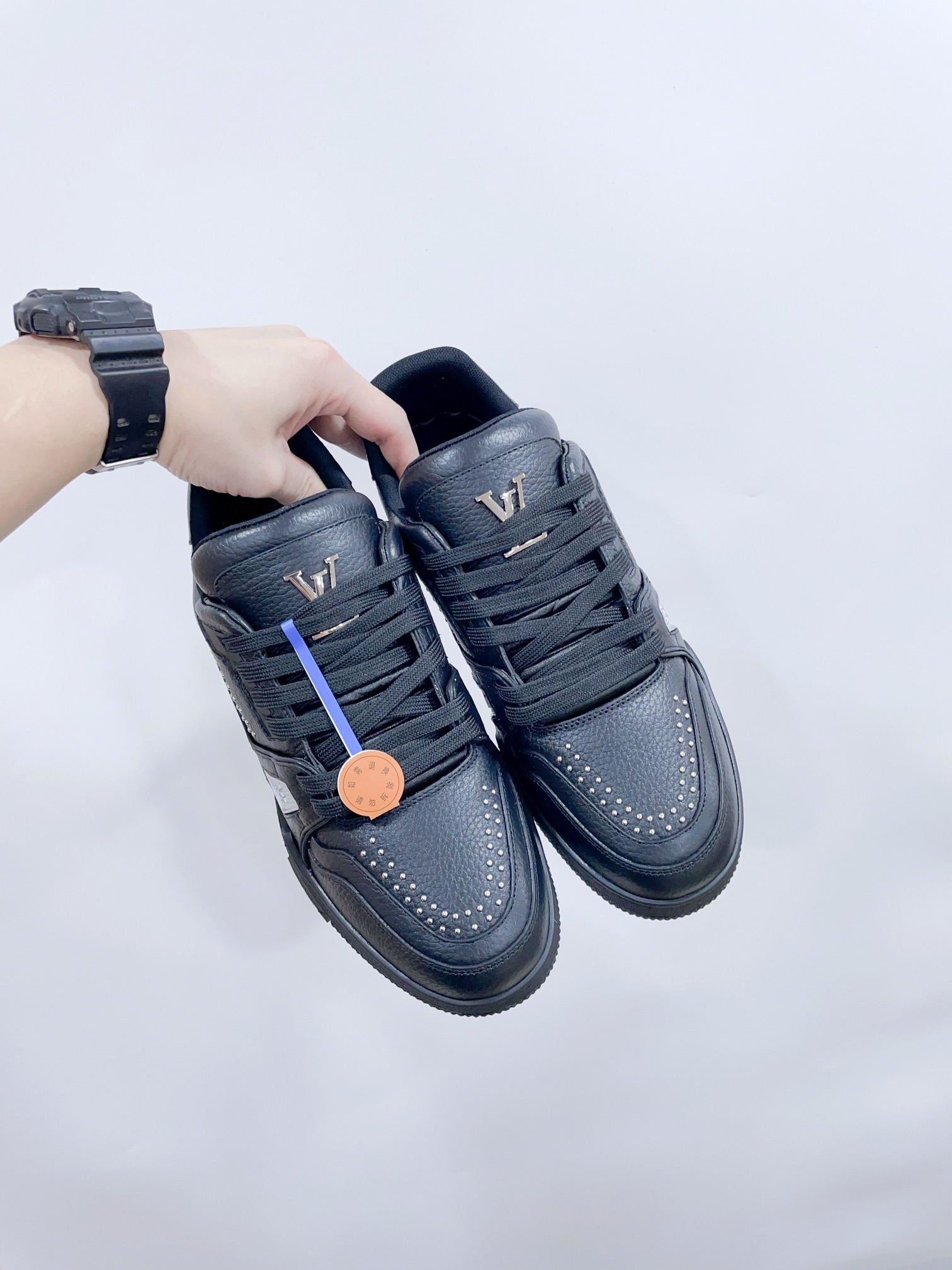 Louis Vuitton Sneakers M-l