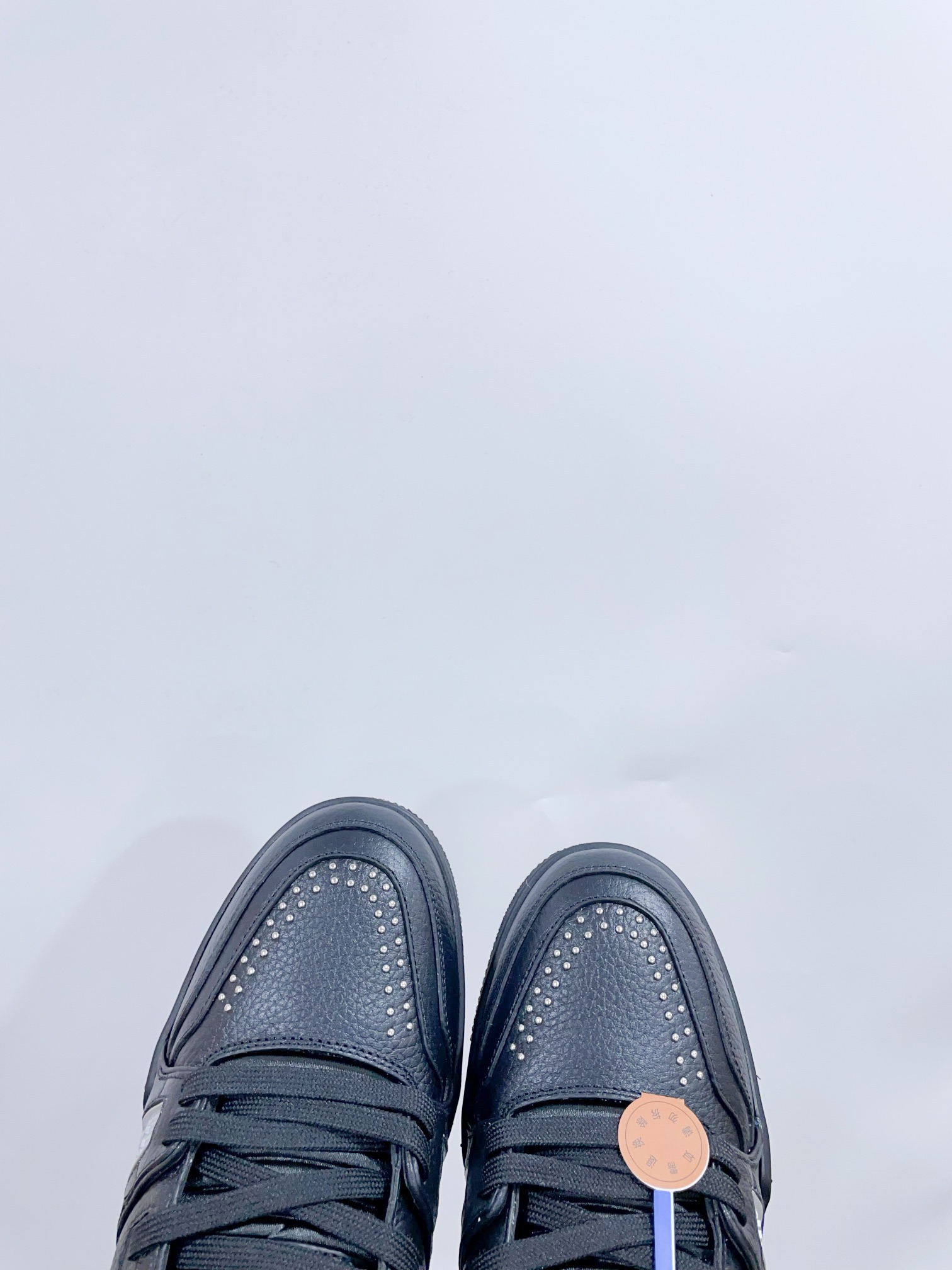 Louis Vuitton Sneakers M-l