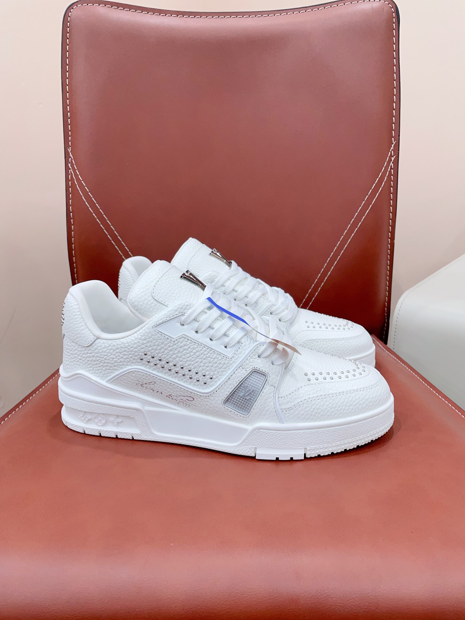 Louis Vuitton Sneakers M-l