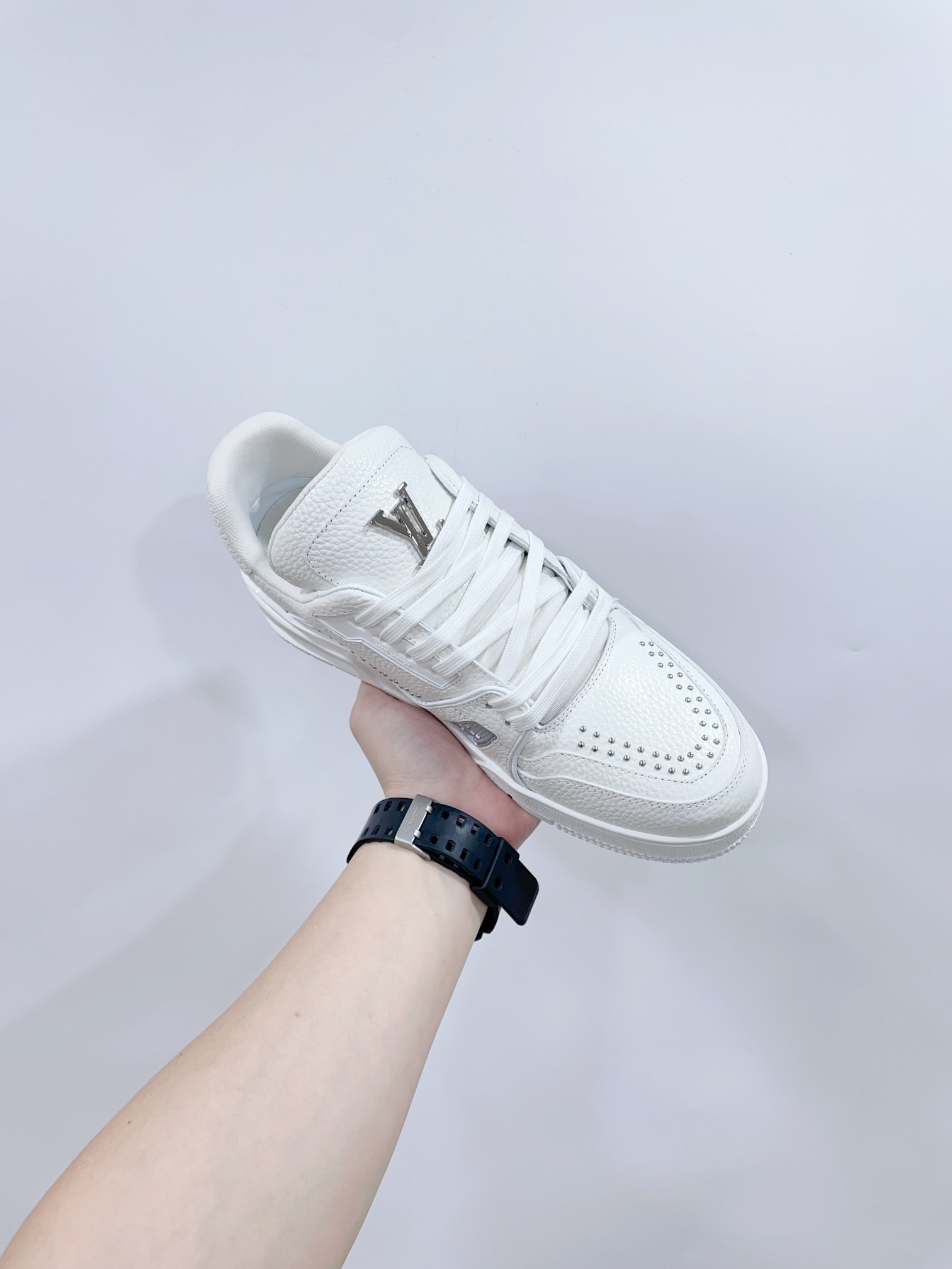 Louis Vuitton Sneakers M-l