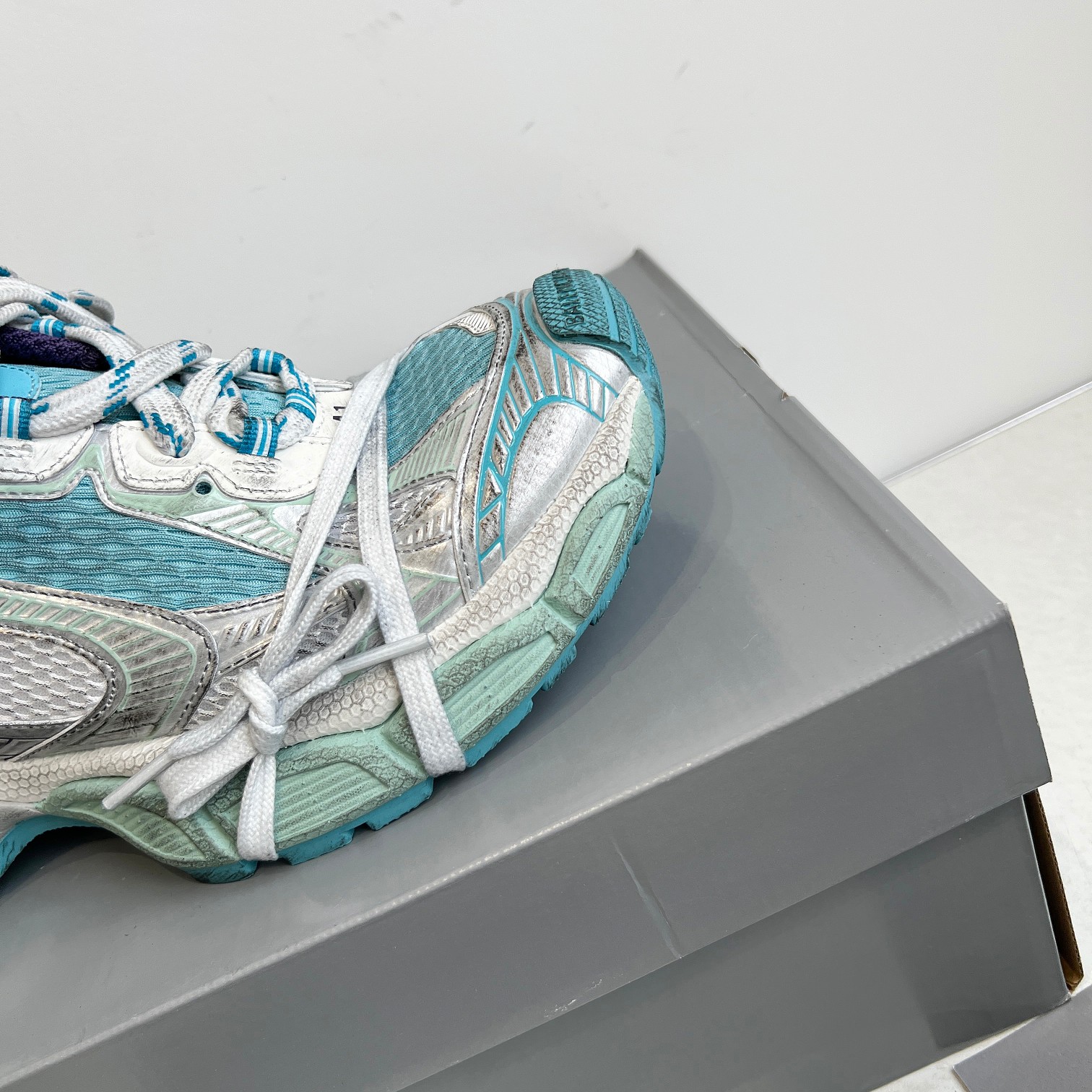 Balenciaga Sneakers Breathable L-s-xl