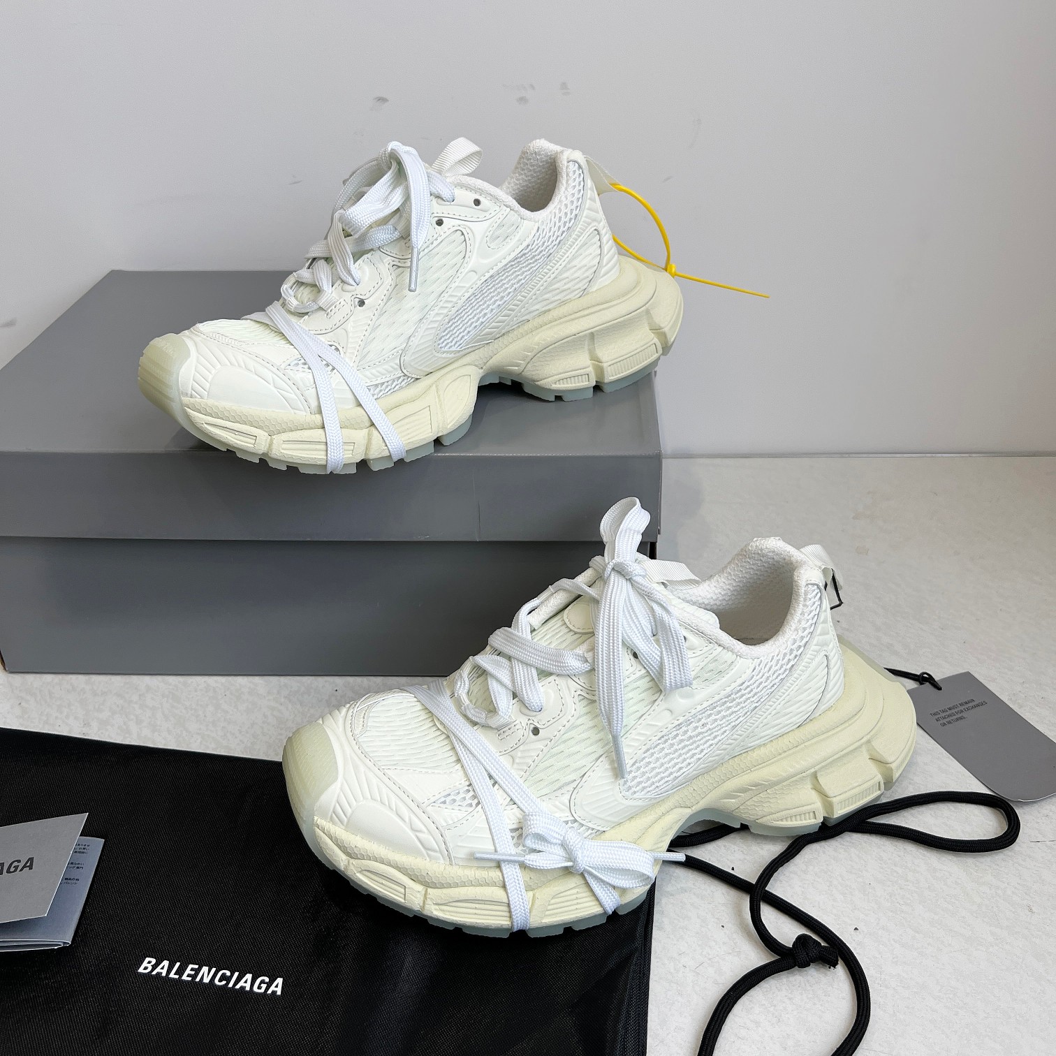 Balenciaga Sneakers Breathable L-s-xl