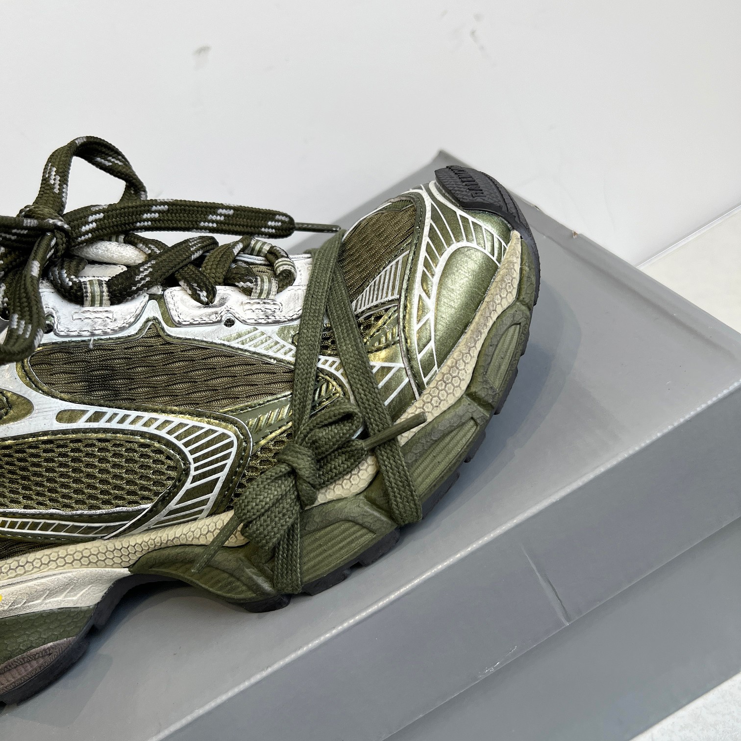 Balenciaga Sneakers Breathable L-s-xl