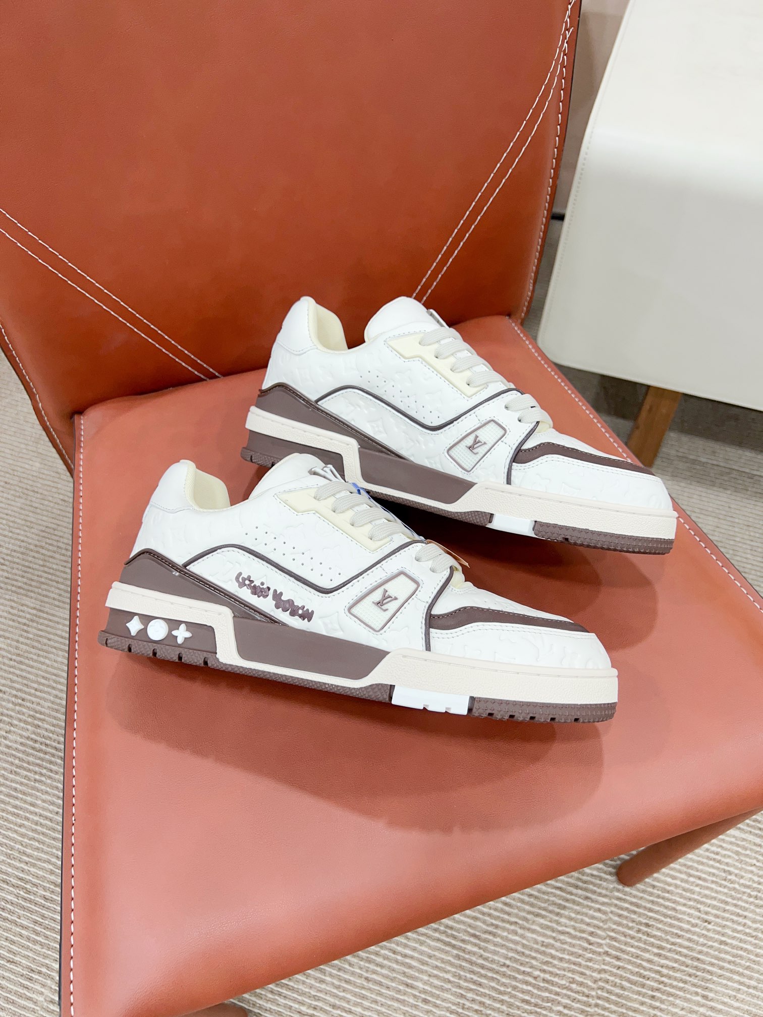 Louis Vuitton Female Sneakers M-l